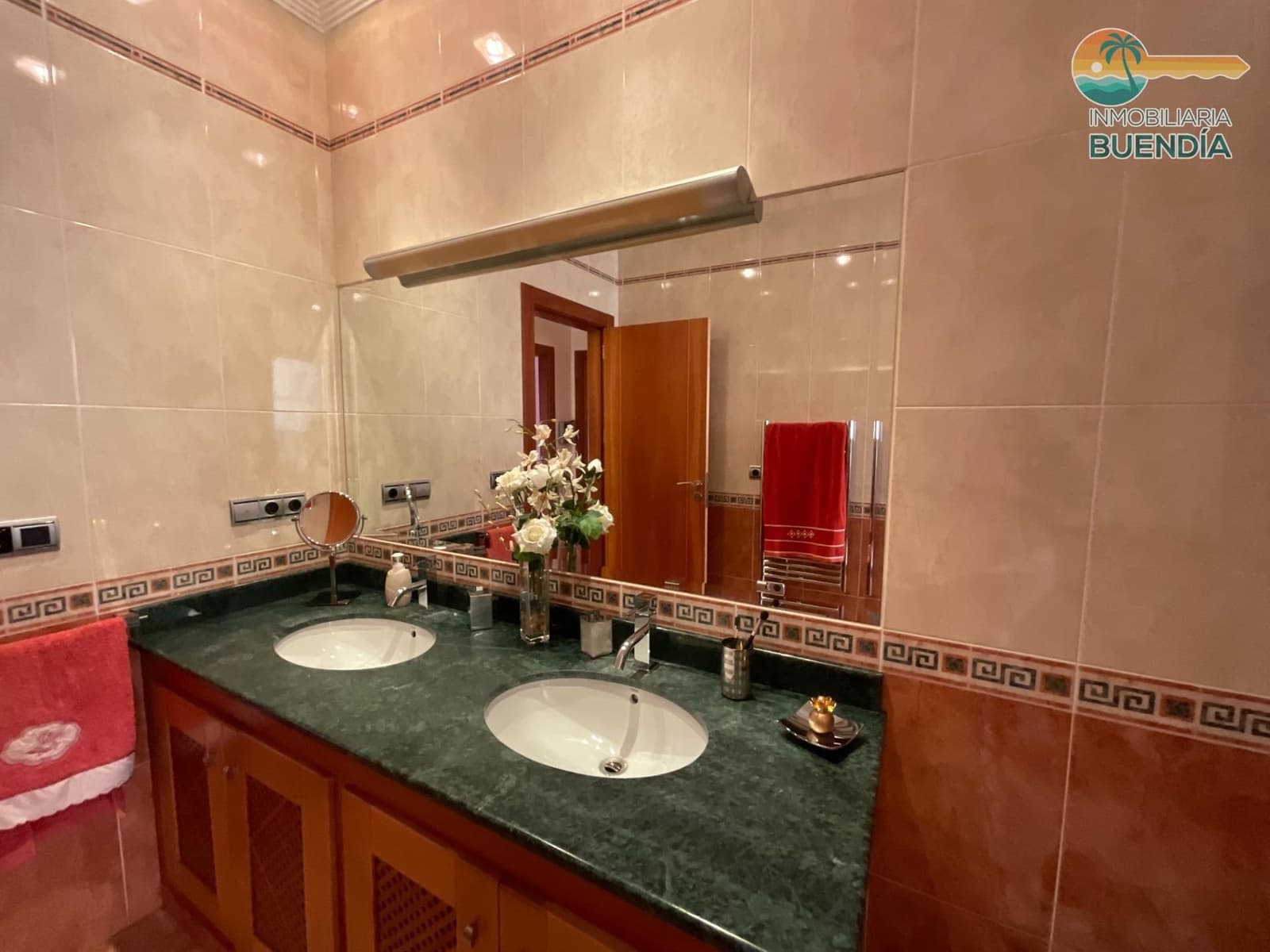 4 soveværelse Villa til salg i Puerto de Mazarron med garage - € 497.000 (Ref: 8213548)