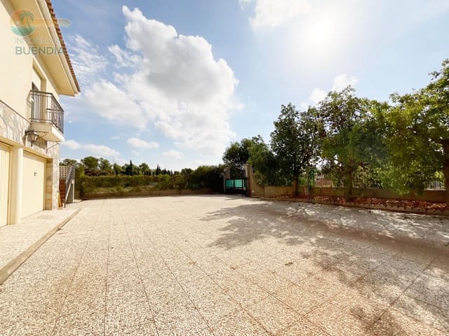 10 bedroom Villa for sale in Totana with garage - € 459,900 (Ref: 8298256)