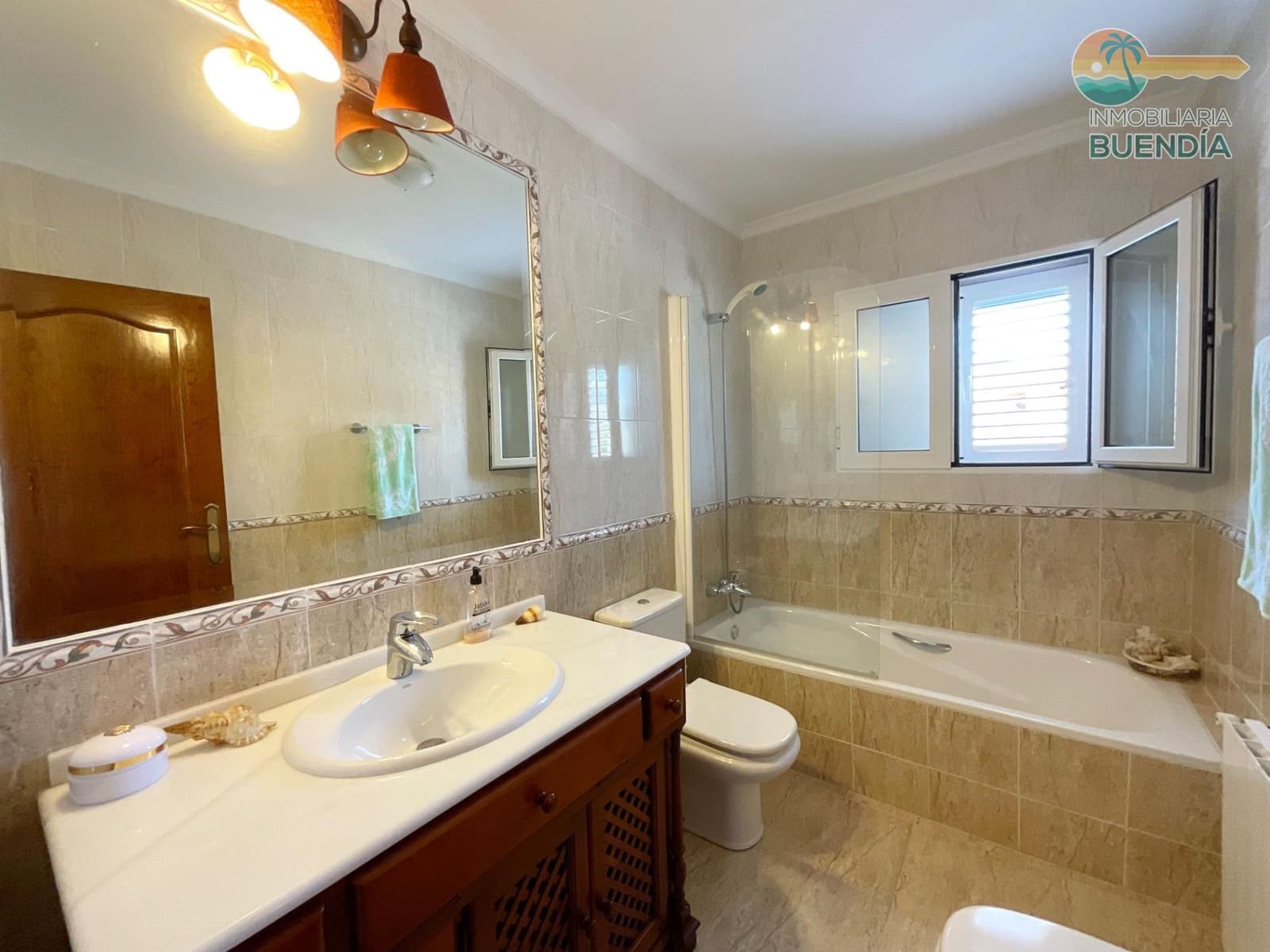 5 slaapkamer Villa te koop in Puerto de Mazarron met garage - € 390.000 (Ref: 8310860)