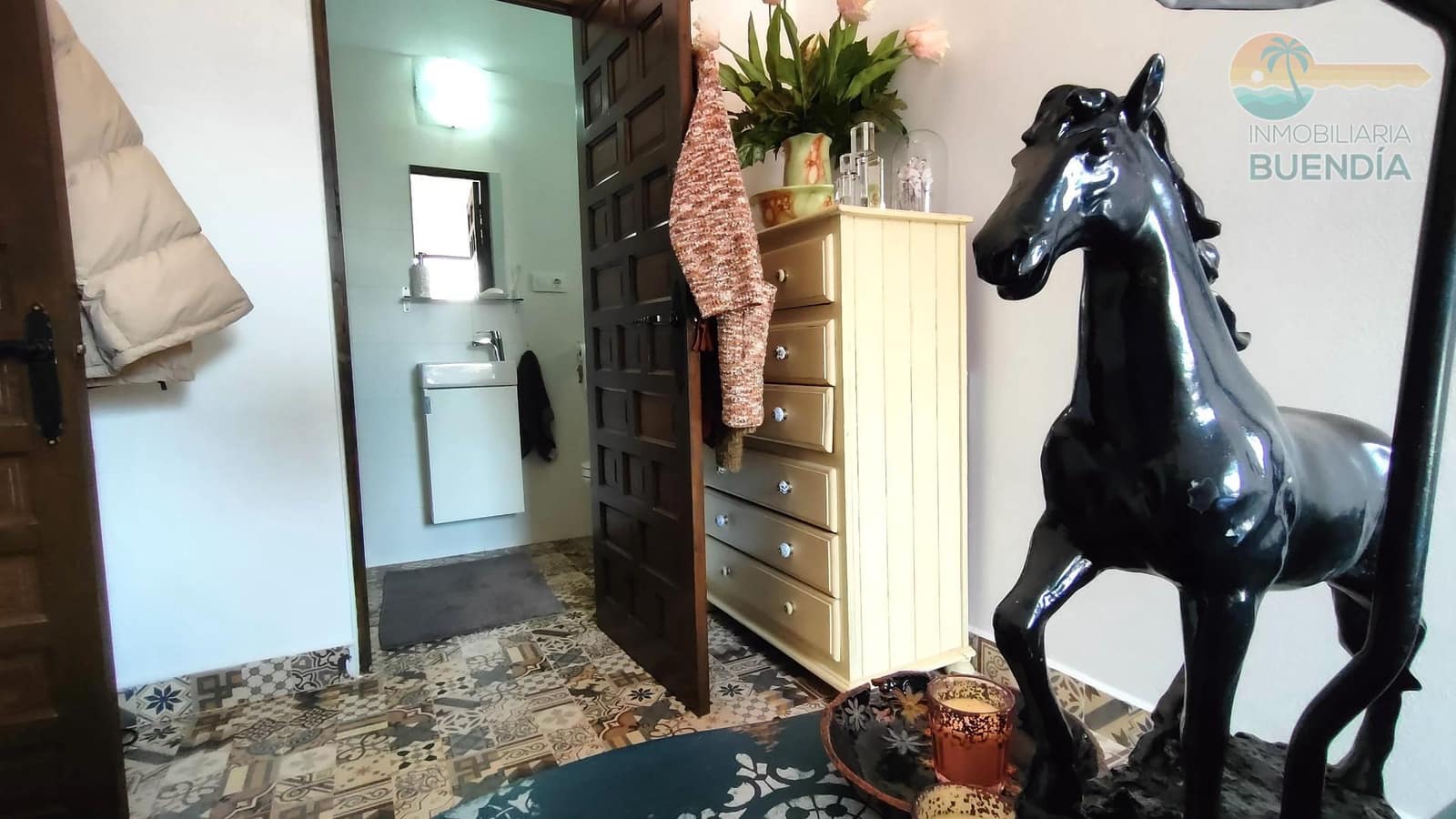 6 soveværelse Finca/Landehus til salg i Los Canovas med swimmingpool - € 495.000 (Ref: 8363160)