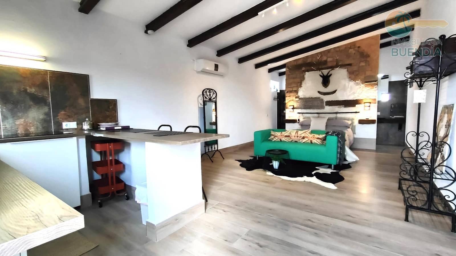 6 soveværelse Finca/Landehus til salg i Los Canovas med swimmingpool - € 495.000 (Ref: 8363160)