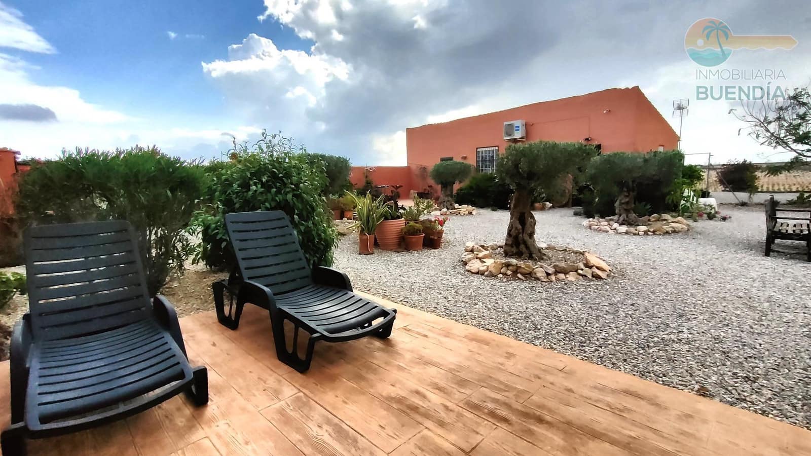 6 soveværelse Finca/Landehus til salg i Los Canovas med swimmingpool - € 495.000 (Ref: 8363160)