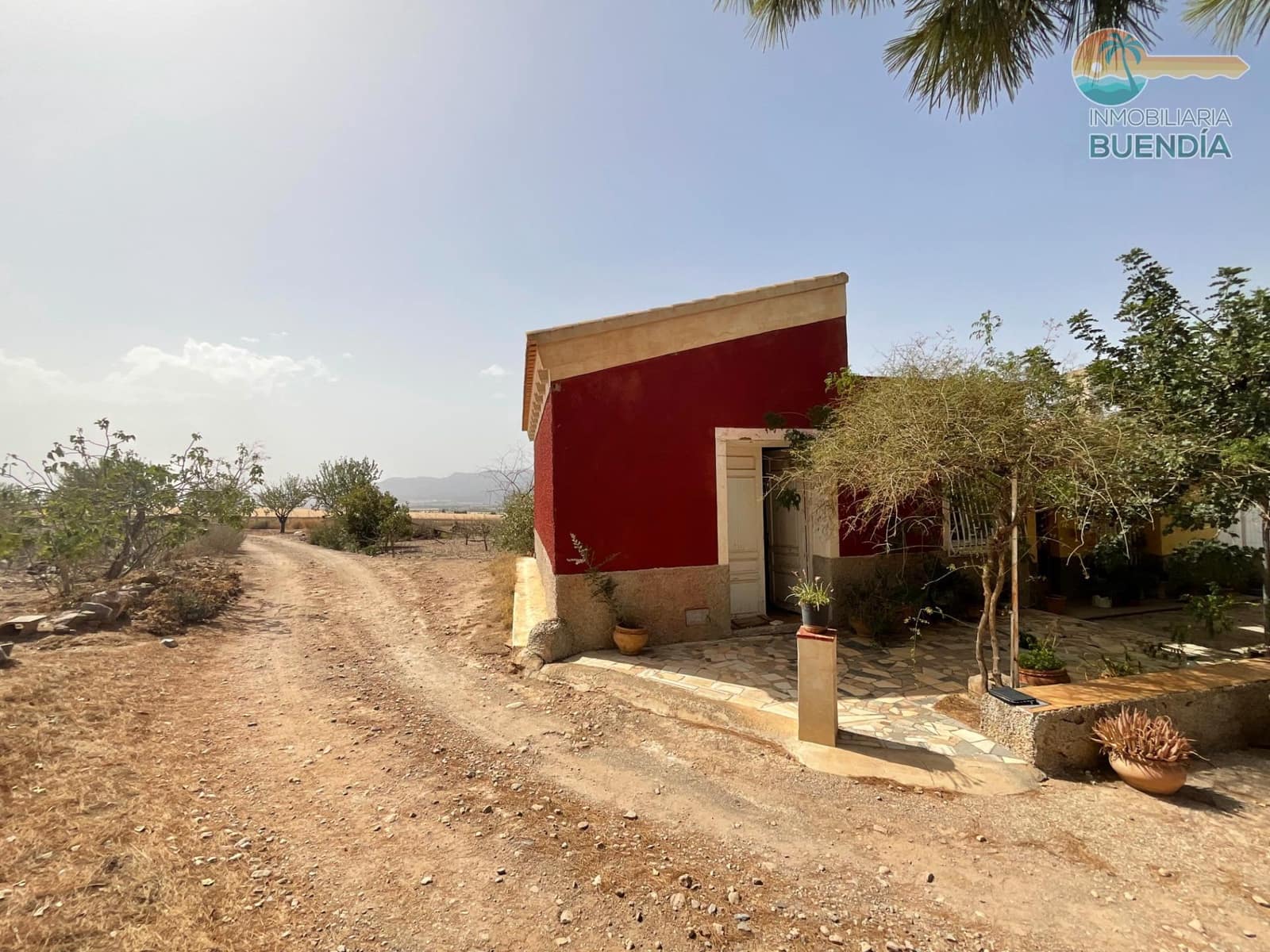 2 bedroom Finca/Country House for sale in Totana with pool garage - € 78,000 (Ref: 8437218)