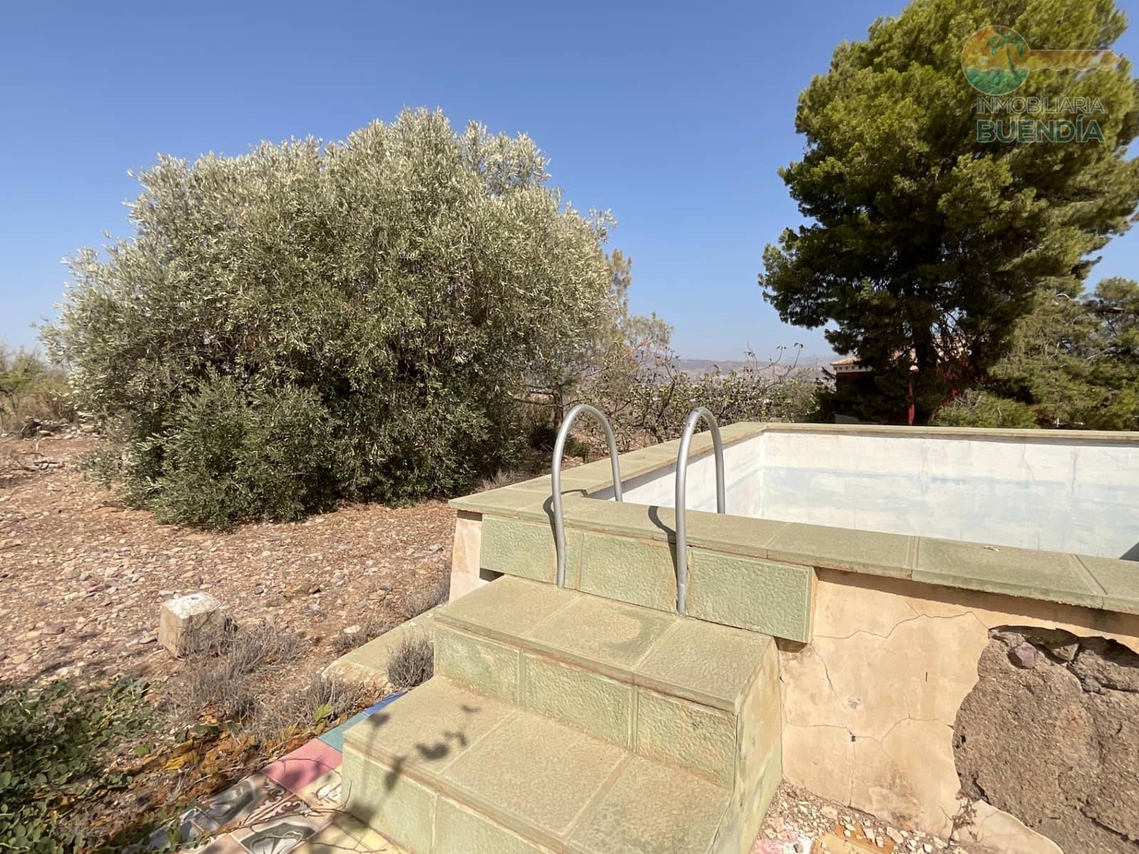 2 bedroom Finca/Country House for sale in Totana with pool garage - € 78,000 (Ref: 8437218)