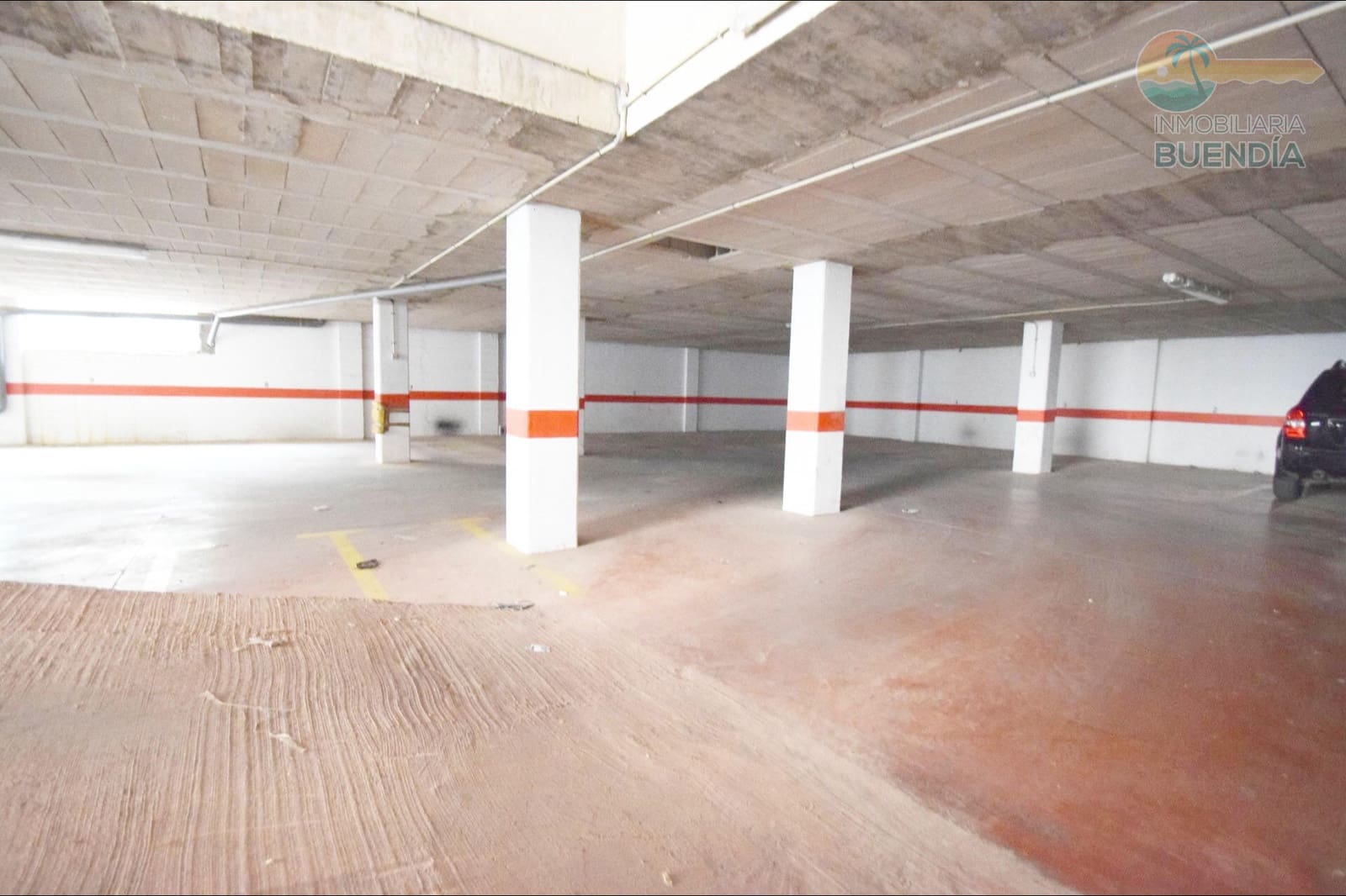Garage te koop in Puerto de Mazarron - € 86.000 (Ref: 8445971)