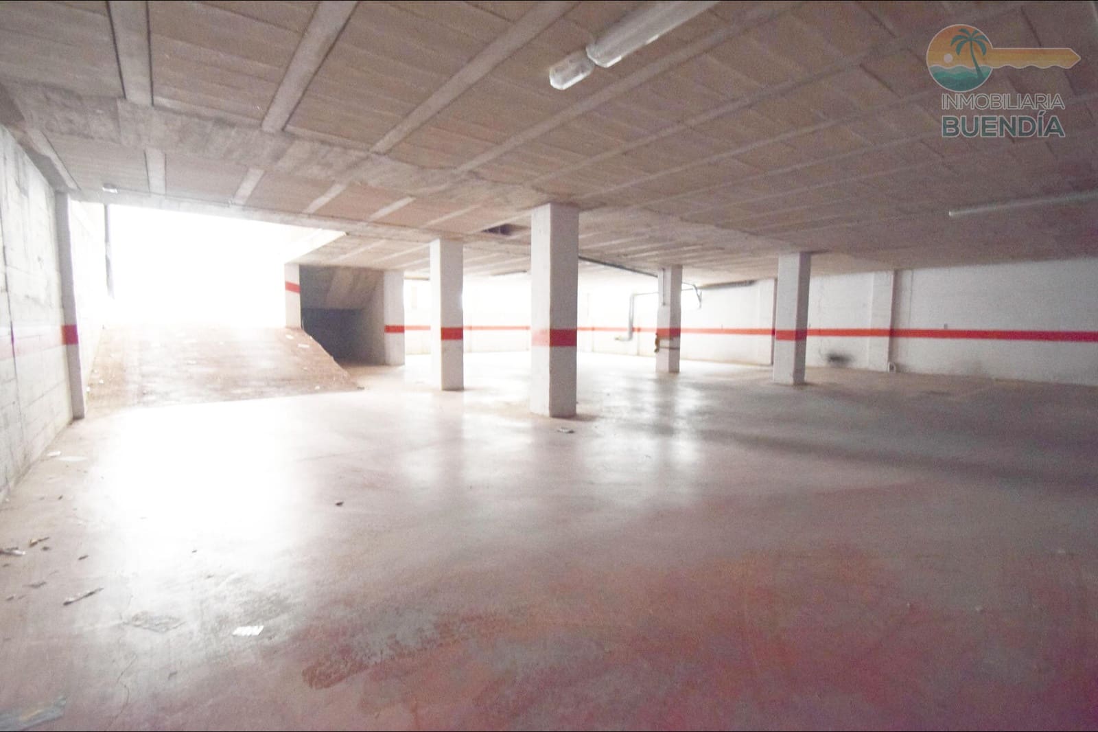 Garage te koop in Puerto de Mazarron - € 86.000 (Ref: 8445971)