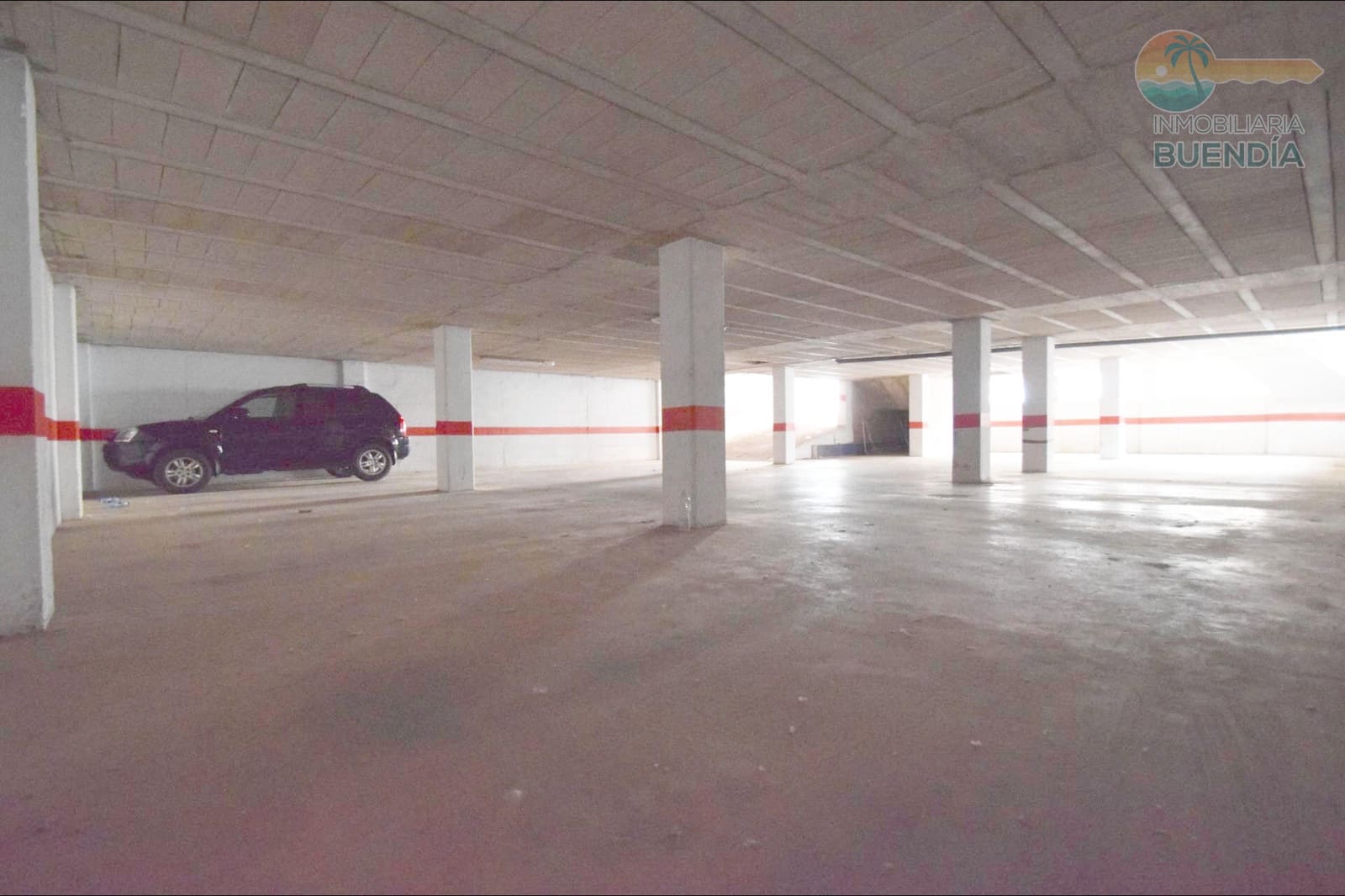 Garage te koop in Puerto de Mazarron - € 86.000 (Ref: 8445971)