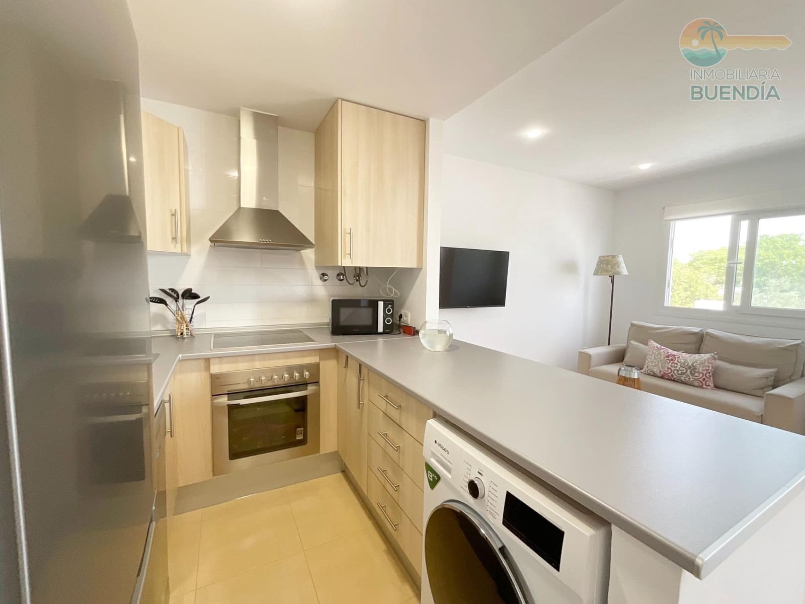 Apartamento de 2 habitaciones en Condado de Alhama en venta con piscina - 119.900 € (Ref: 8467991)