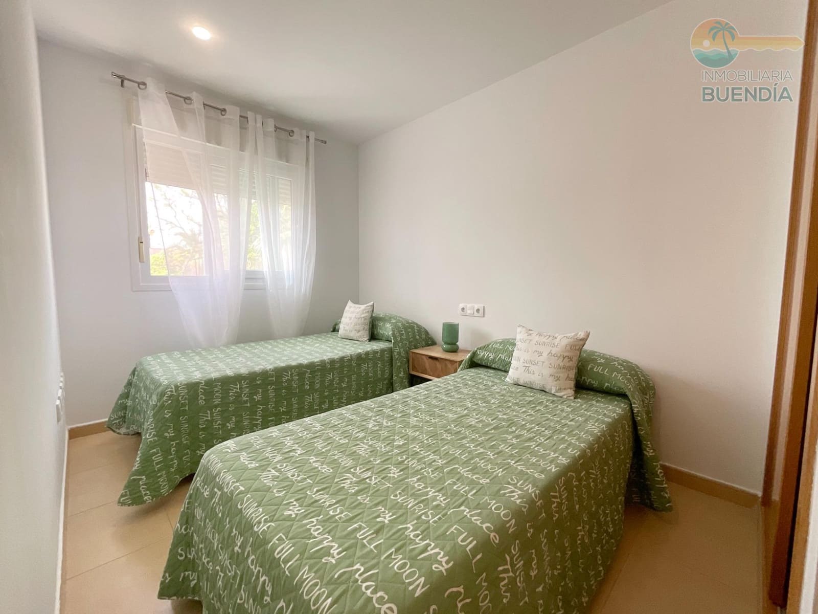 Apartamento de 2 habitaciones en Condado de Alhama en venta con piscina - 119.900 € (Ref: 8467991)