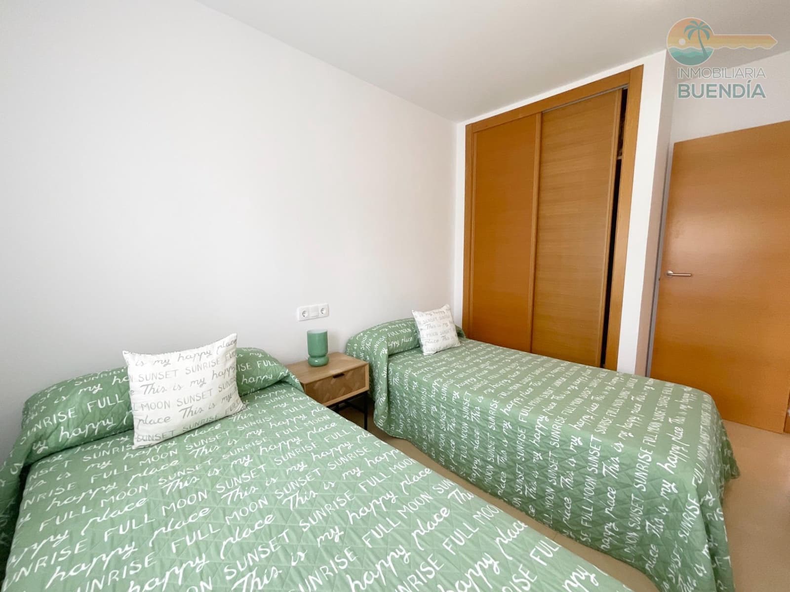 Apartamento de 2 habitaciones en Condado de Alhama en venta con piscina - 119.900 € (Ref: 8467991)