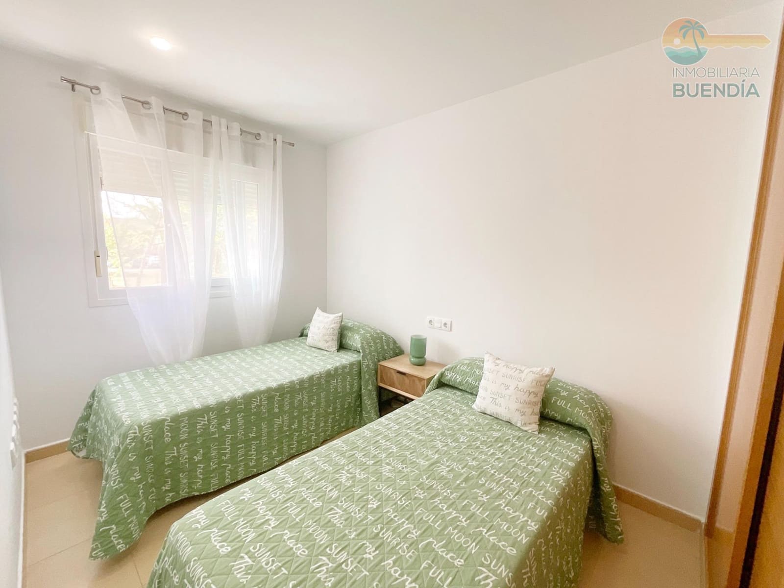 Apartamento de 2 habitaciones en Condado de Alhama en venta con piscina - 119.900 € (Ref: 8467991)