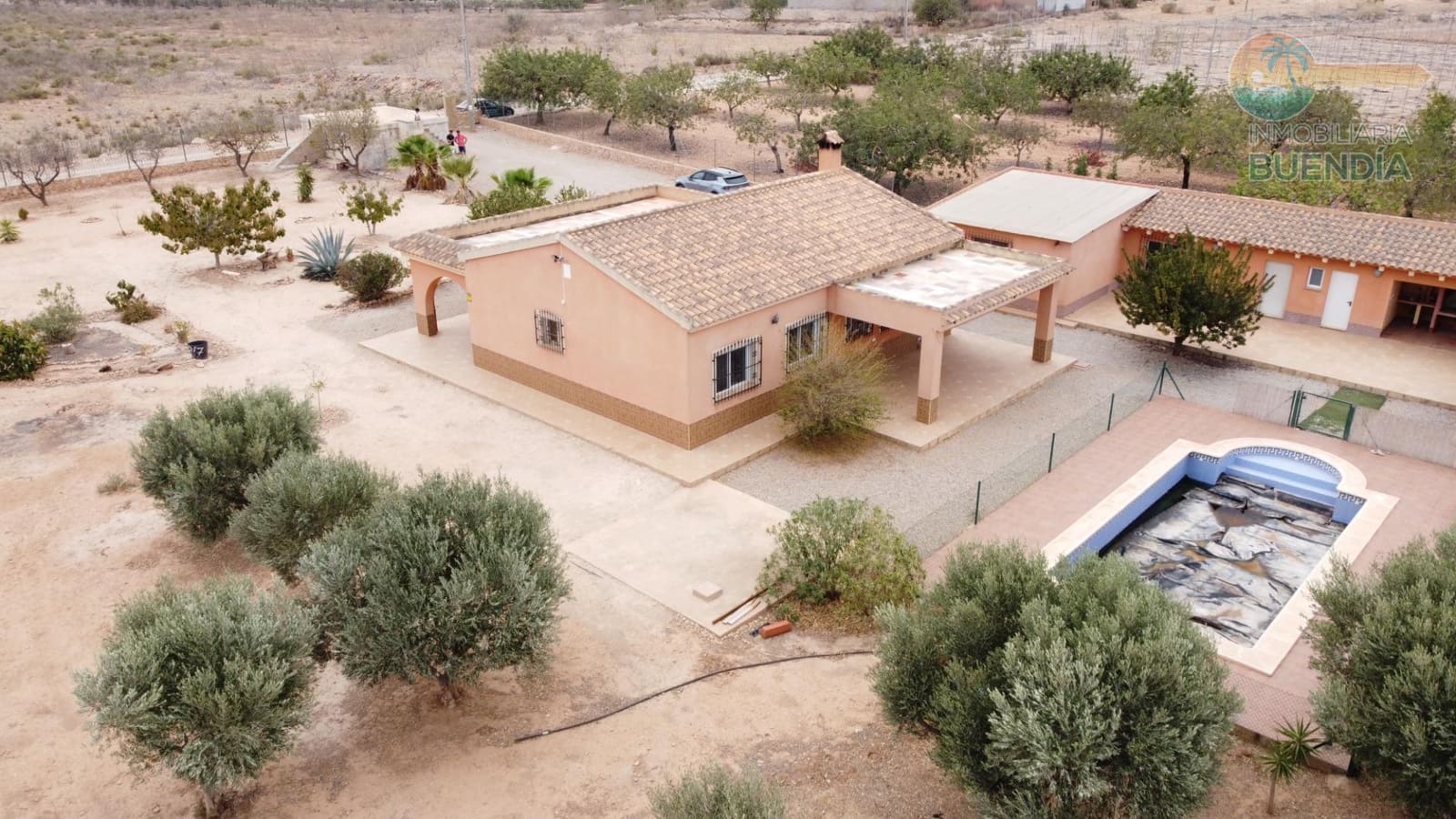 4 soveværelse Finca/Landehus til salg i Fuente Alamo de Murcia med swimmingpool garage - € 250.000 (Ref: 8511797)