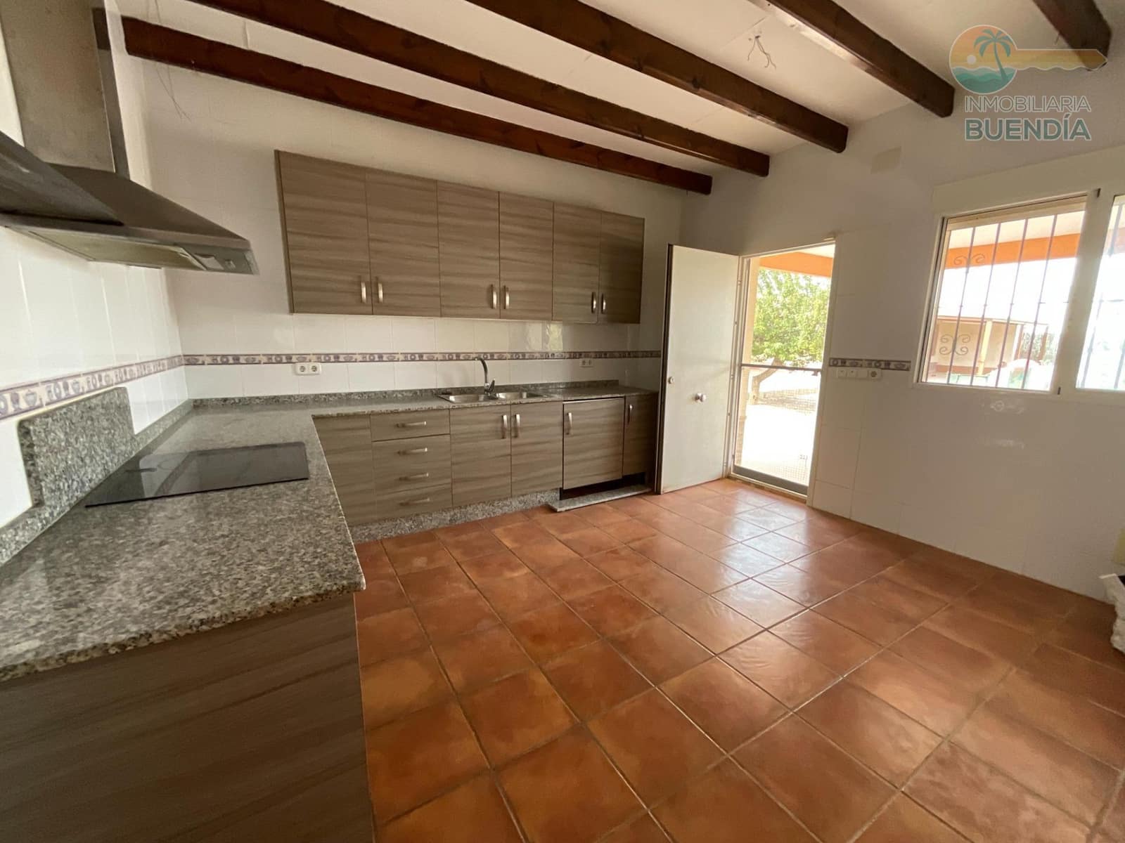 4 soveværelse Finca/Landehus til salg i Fuente Alamo de Murcia med swimmingpool garage - € 250.000 (Ref: 8511797)