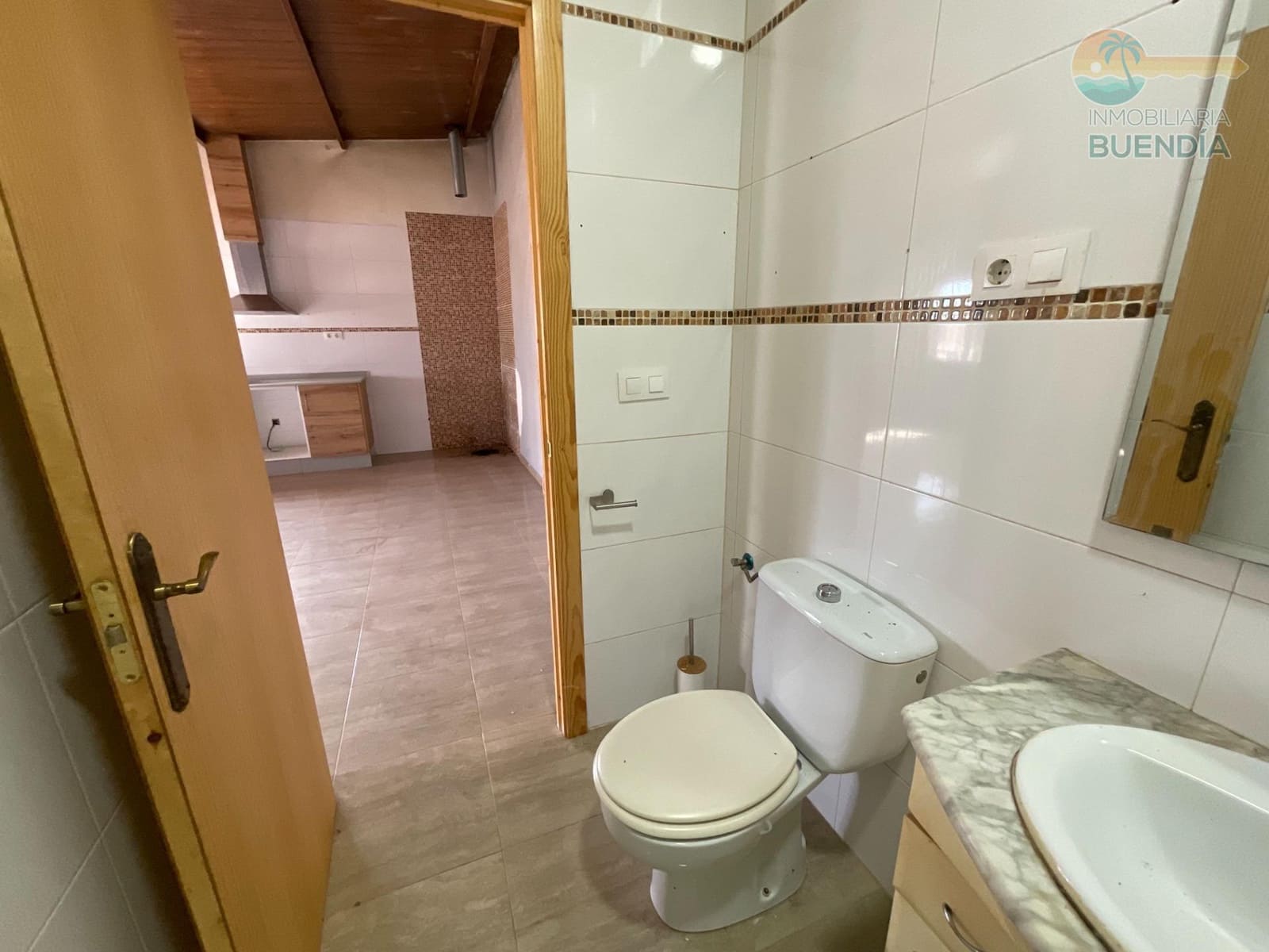 4 soveværelse Finca/Landehus til salg i Fuente Alamo de Murcia med swimmingpool garage - € 250.000 (Ref: 8511797)