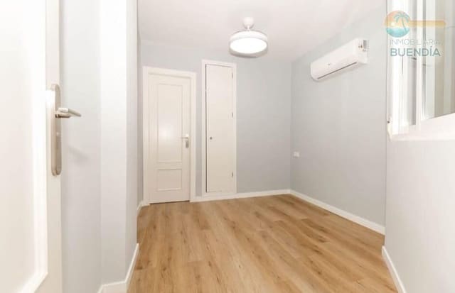 2 Zimmer Apartment zu verkaufen in La Mata, Torrevieja - 175.000 € (Ref: 8645181)