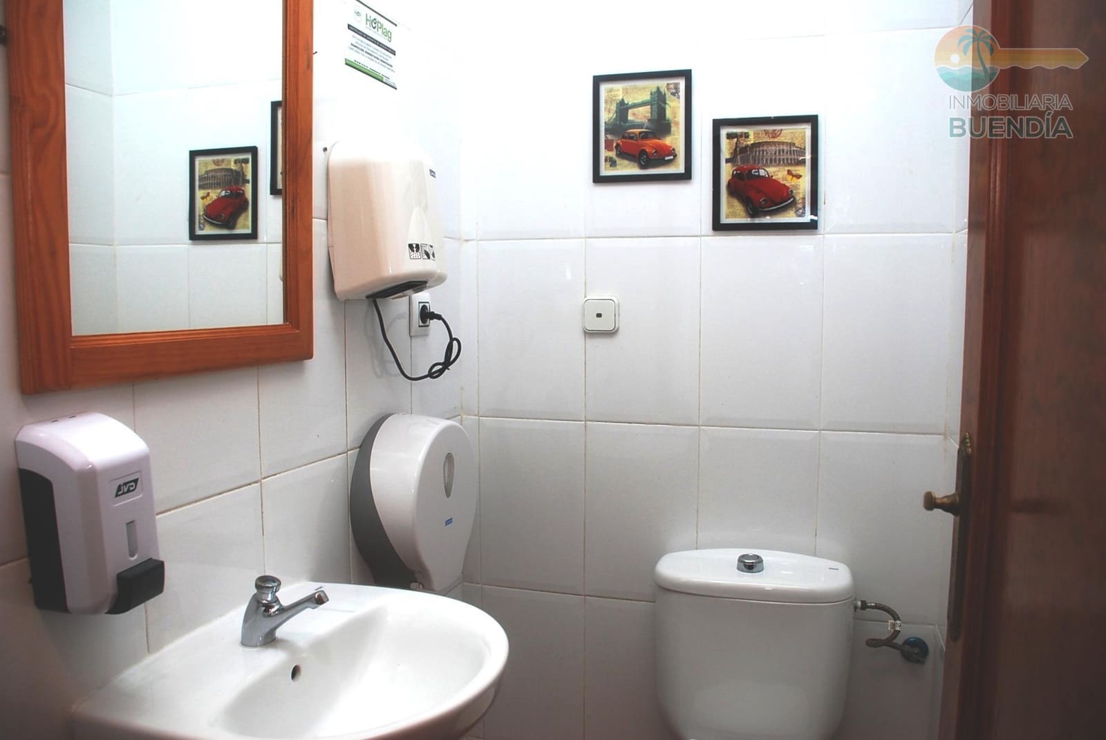 Commerciale in vendita in Puerto de Mazarron - 215.000 € (Rif: 8666539)