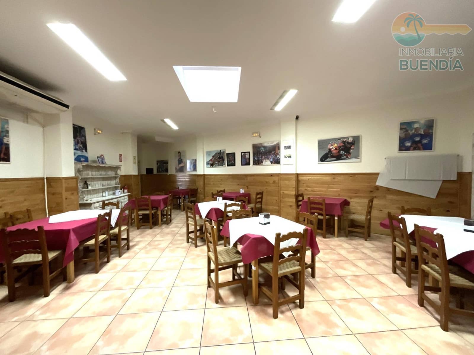 Kommersiell til salgs i Mazarron - € 390 000 (Ref: 8825265)