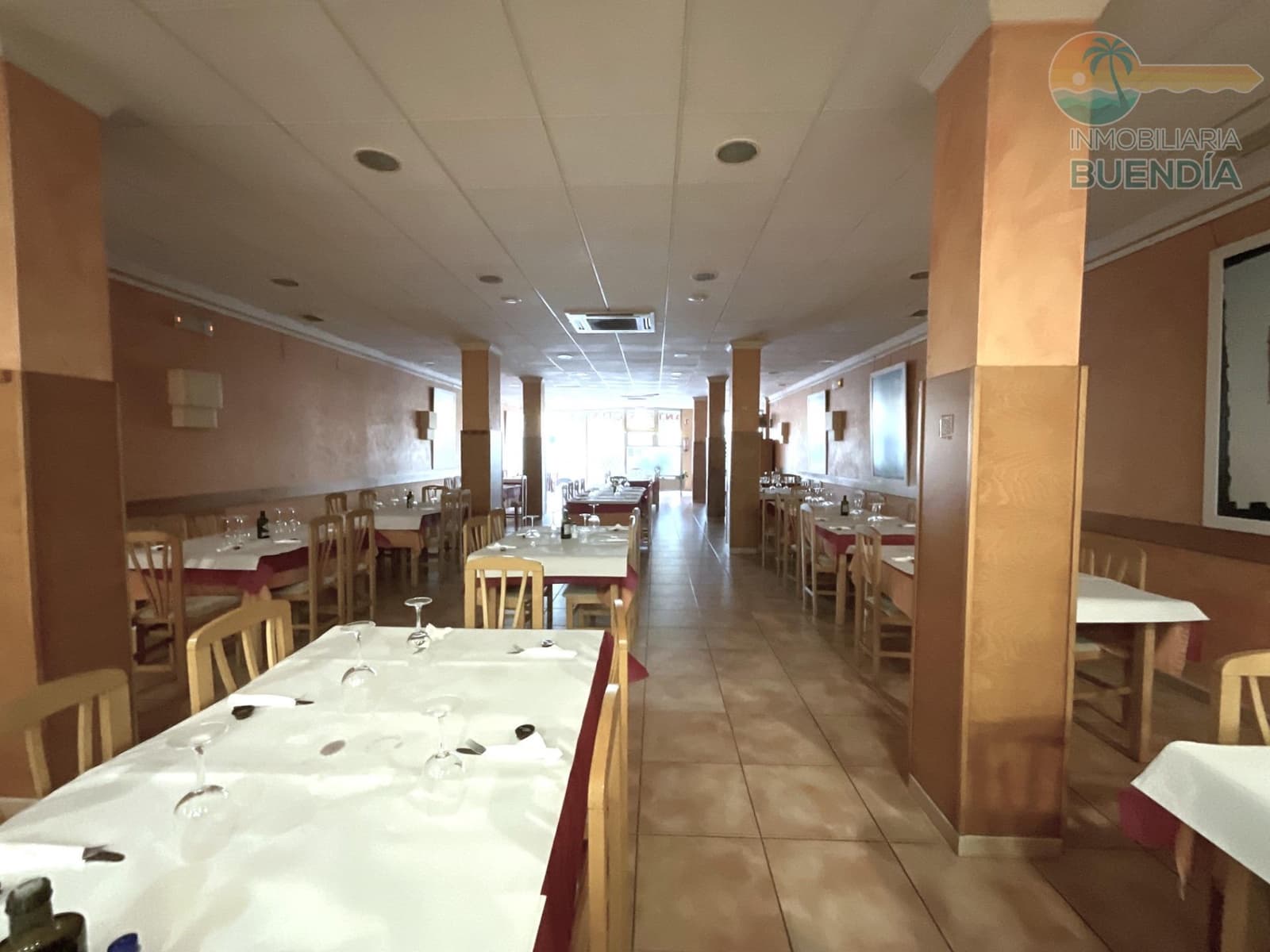 Kommersiell til salgs i Mazarron - € 390 000 (Ref: 8825265)