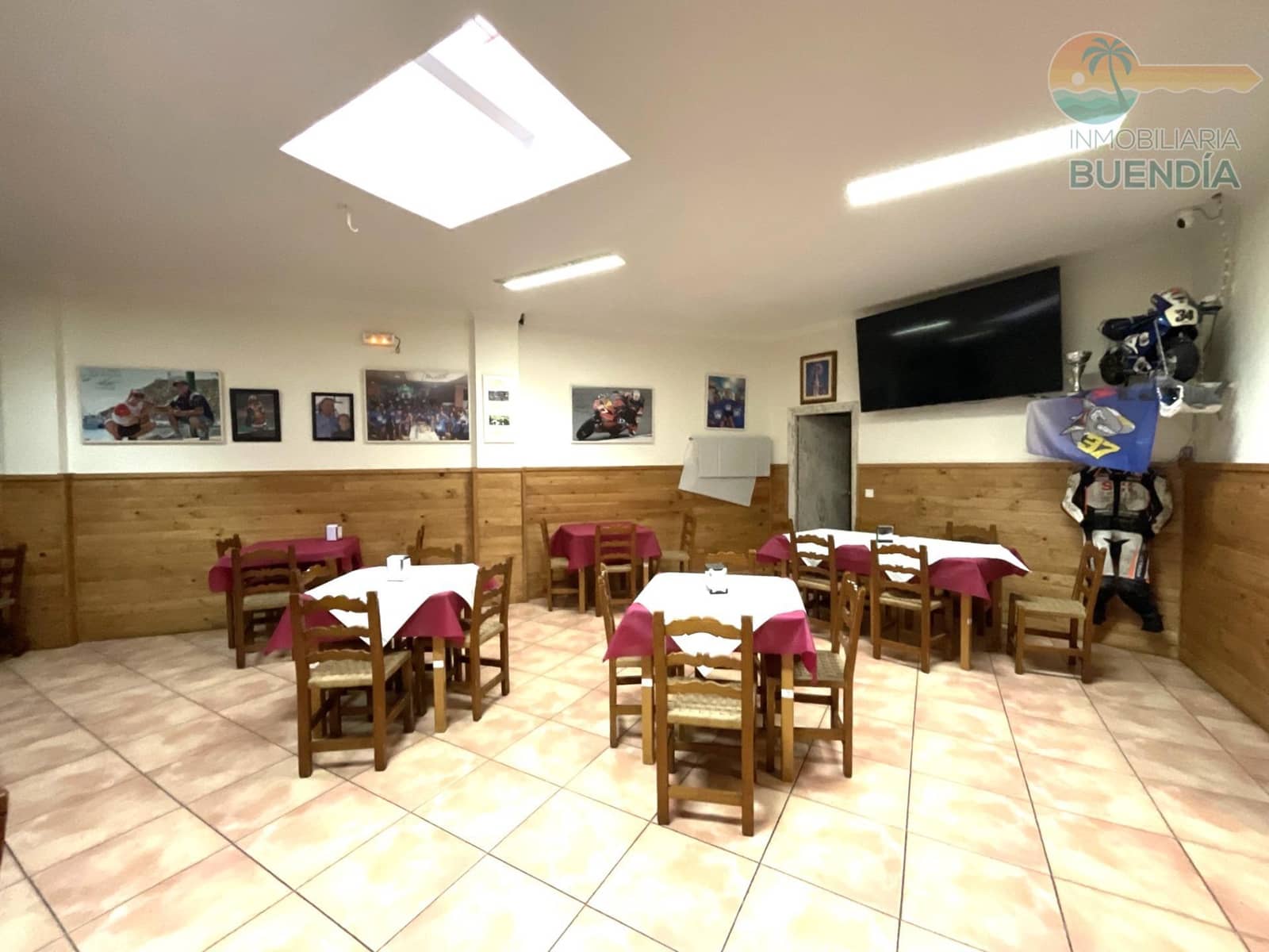 Kommersiell til salgs i Mazarron - € 390 000 (Ref: 8825265)