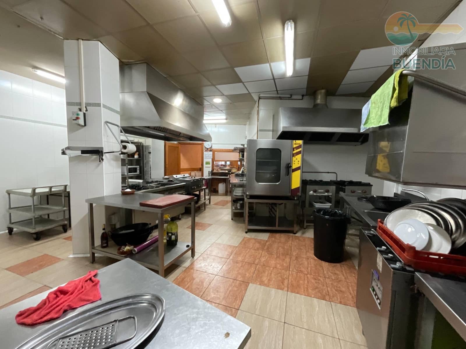 Kommersiell til salgs i Mazarron - € 390 000 (Ref: 8825265)