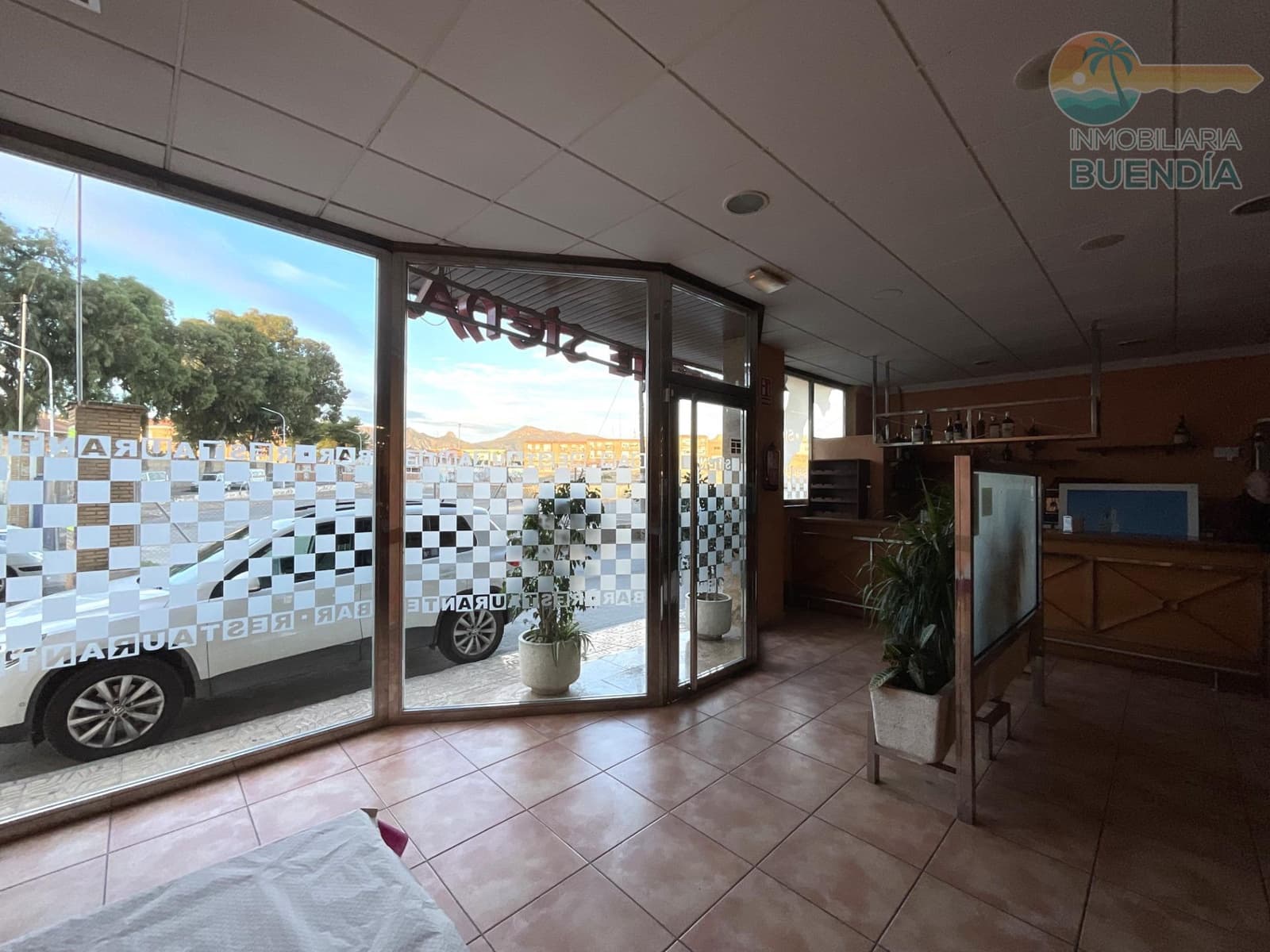 Kommersiell til salgs i Mazarron - € 390 000 (Ref: 8825265)