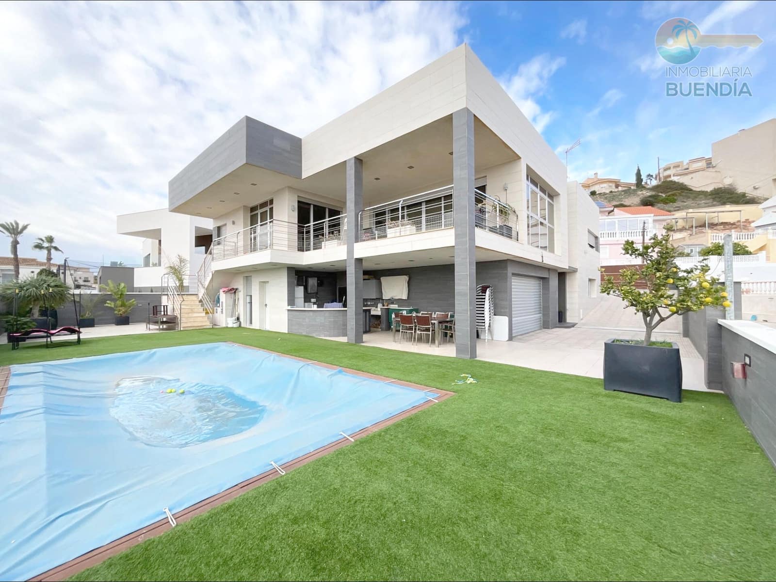 6 soverom Villa til salgs i Bolnuevo med svømmebasseng garasje - € 990 000 (Ref: 8862791)