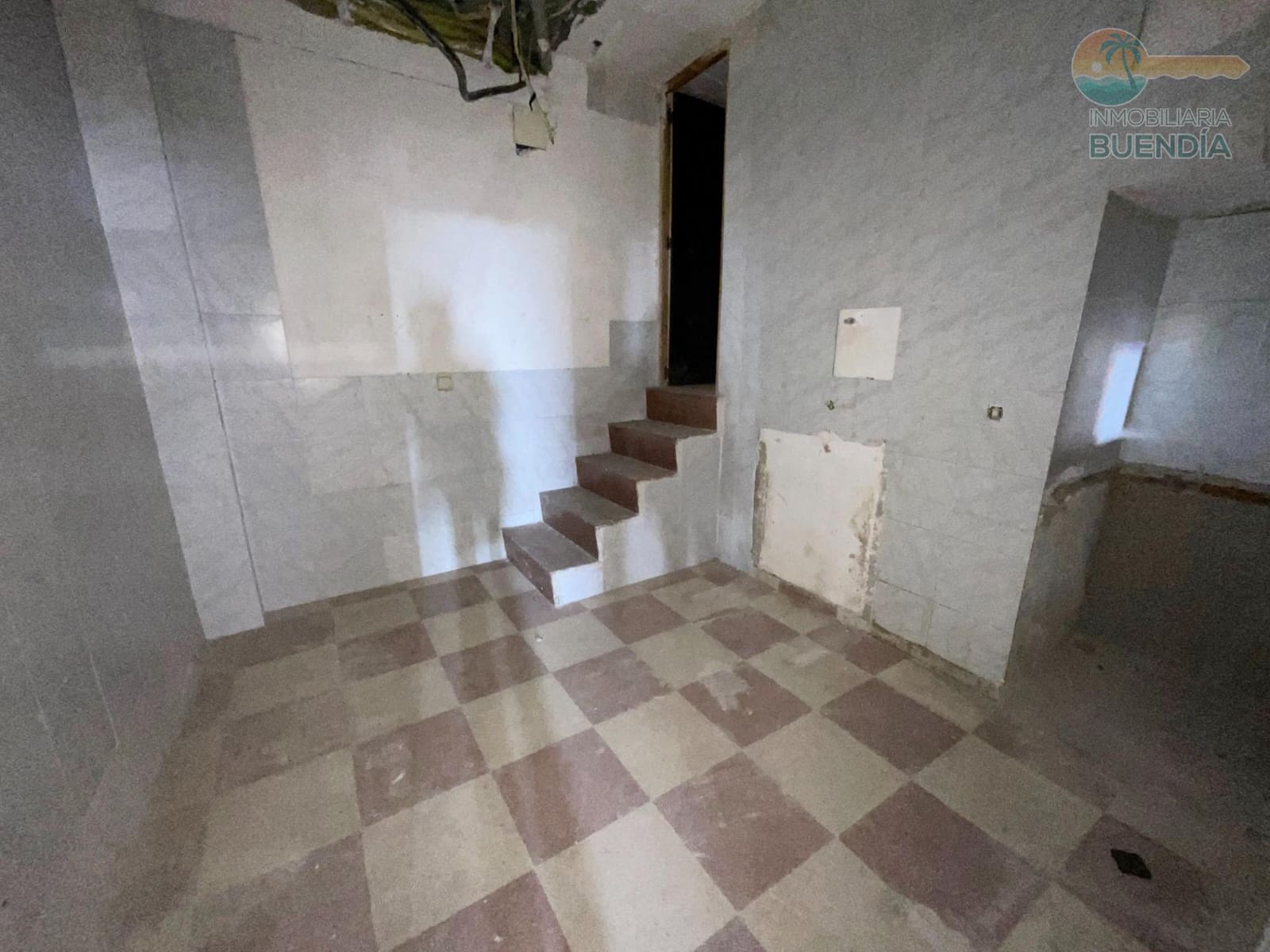 Komercyjne na sprzedaż w Puerto de Mazarron - 85 000 € (Ref: 8879793)