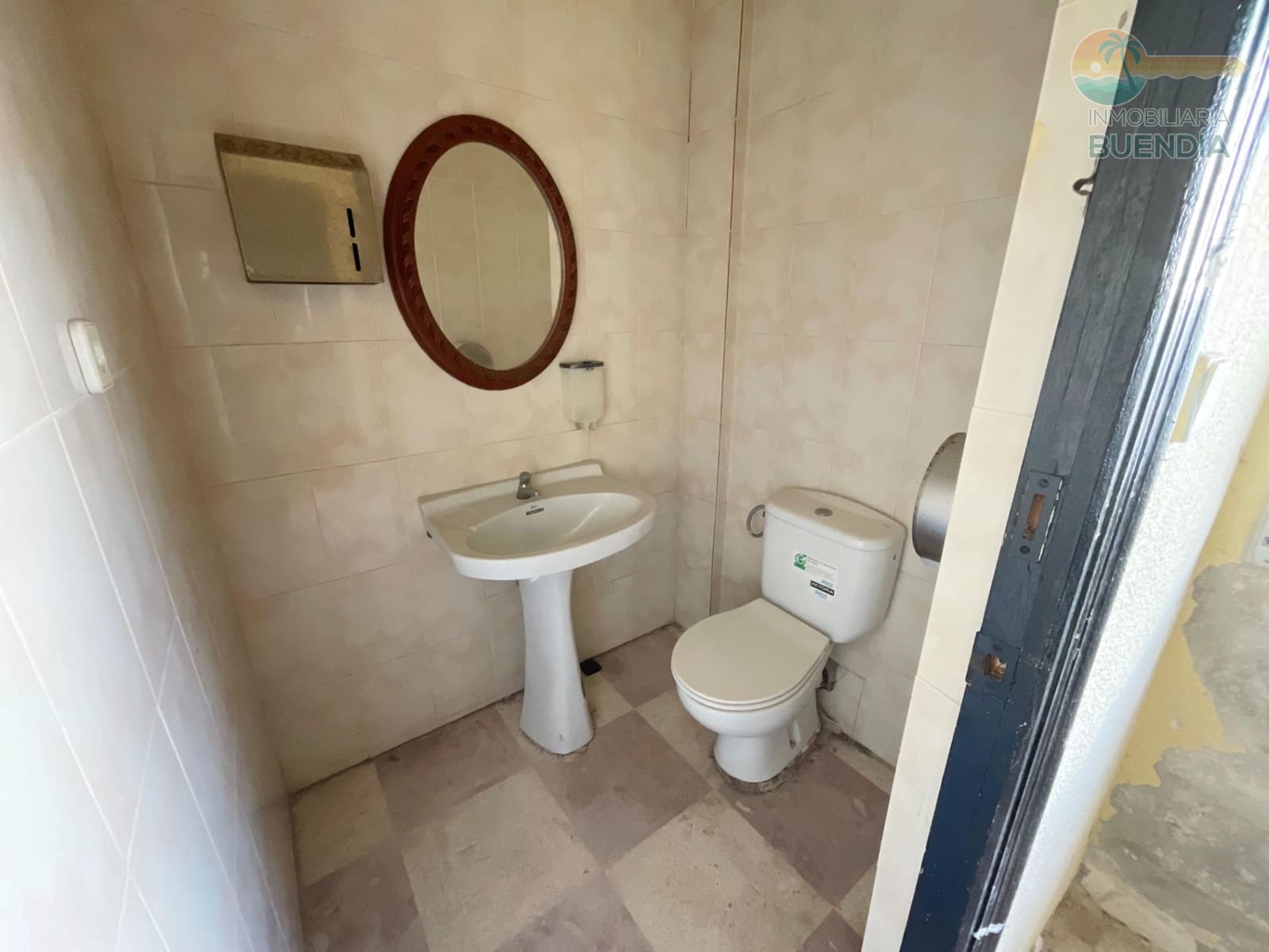 Komercyjne na sprzedaż w Puerto de Mazarron - 85 000 € (Ref: 8879793)