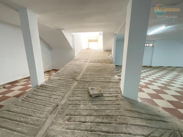 Garage te koop in Puerto de Mazarron, Mazarrón - € 95.000 (Ref: 8879796)