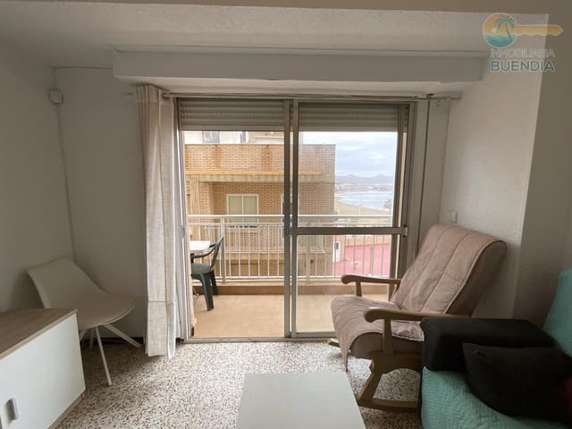Piso de 3 habitaciones en Puerto de Mazarron, Mazarrón en venta con garaje - 210.000 € (Ref: 8911296)