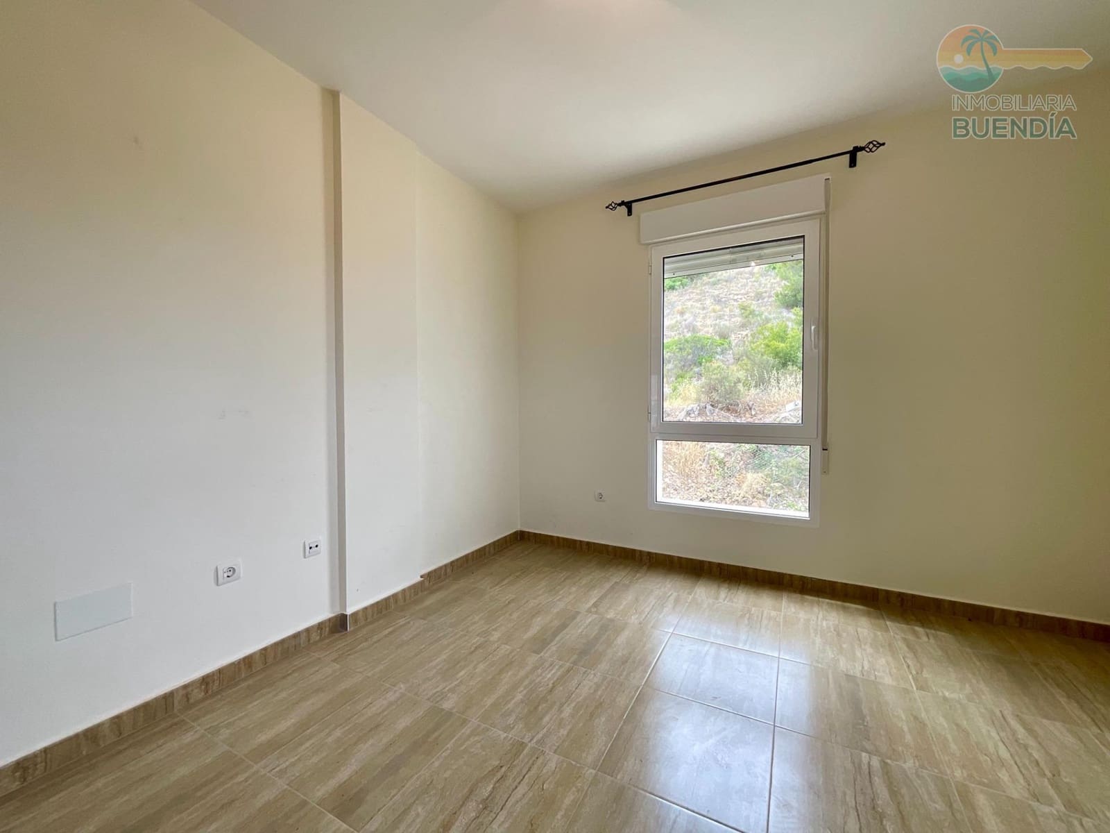 4 slaapkamer Appartement te koop in Perin - € 279.000 (Ref: 9065298)