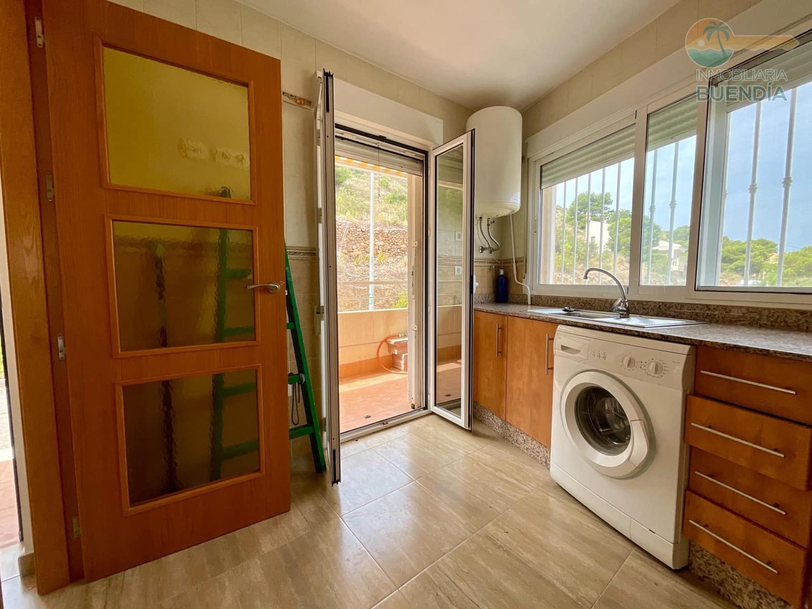 4 slaapkamer Appartement te koop in Perin - € 279.000 (Ref: 9065298)