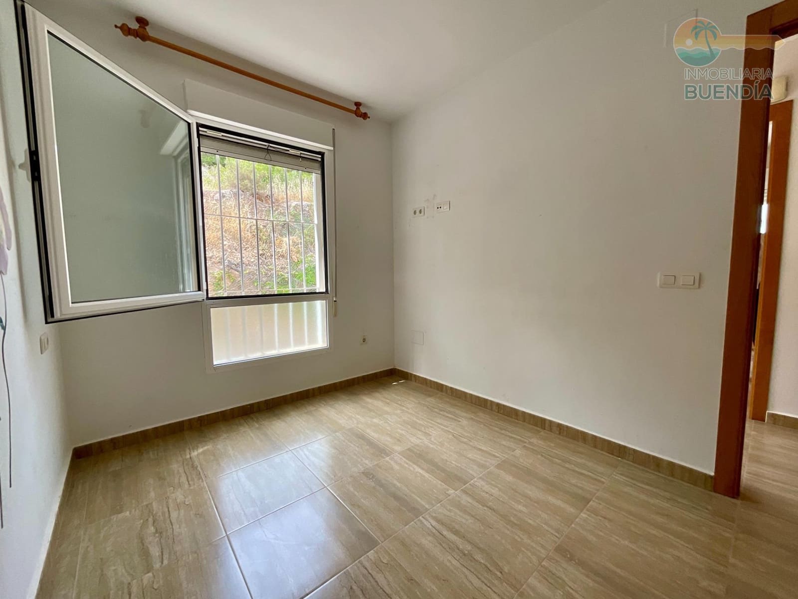 4 slaapkamer Appartement te koop in Perin - € 279.000 (Ref: 9065298)