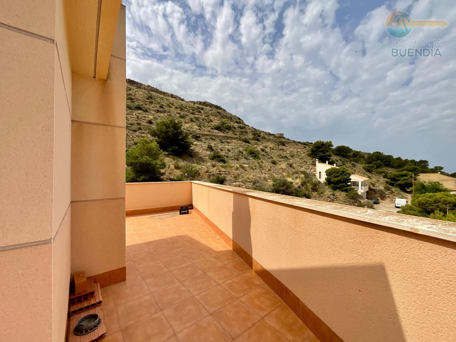 4 slaapkamer Appartement te koop in Perin - € 279.000 (Ref: 9065298)