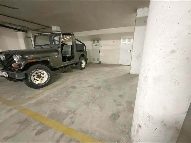 Garage te koop in Puerto de Mazarron, Mazarrón - € 8.000 (Ref: 9096080)