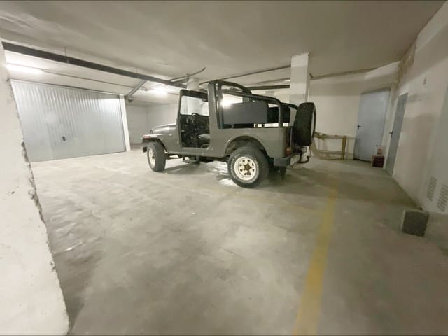 Garage te koop in Puerto de Mazarron, Mazarrón - € 8.000 (Ref: 9096080)