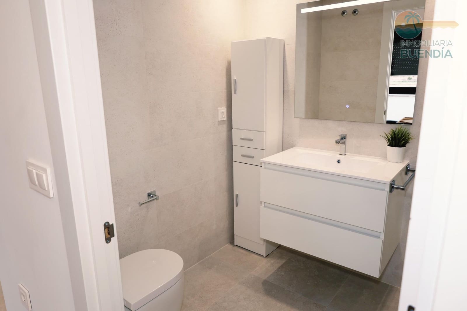 3 sypialnia Willa na sprzedaż w La Pinilla z basenem garażem - 379 845 € (Ref: 9132491)