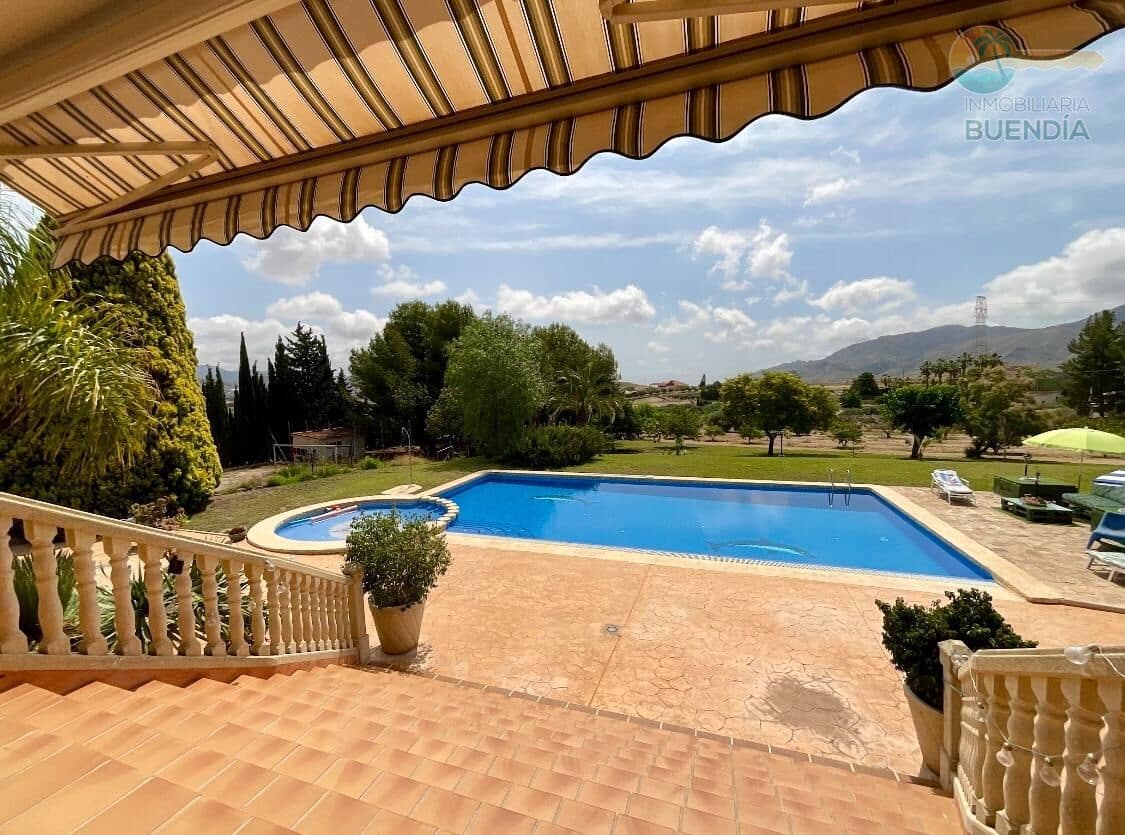 7 quarto Quinta/Casa Rural para venda em Leiva com piscina garagem - 649 000 € (Ref: 9187042)