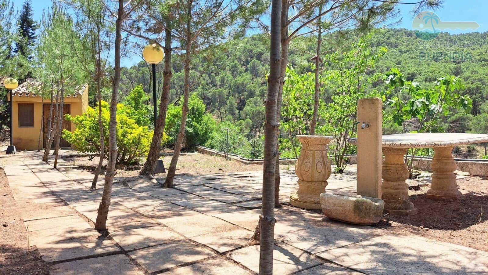 5 bedroom Finca/Country House for sale in Alhama de Murcia - € 370,000 (Ref: 9189652)