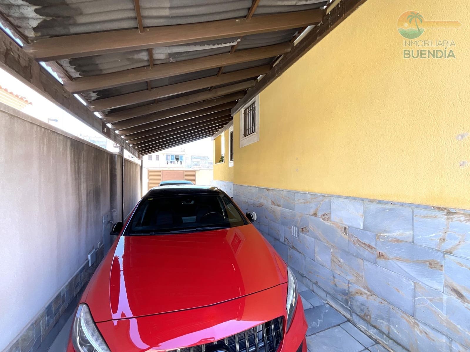 4 bedroom Villa for sale in Puerto de Mazarron with pool - € 370,000 (Ref: 9206542)