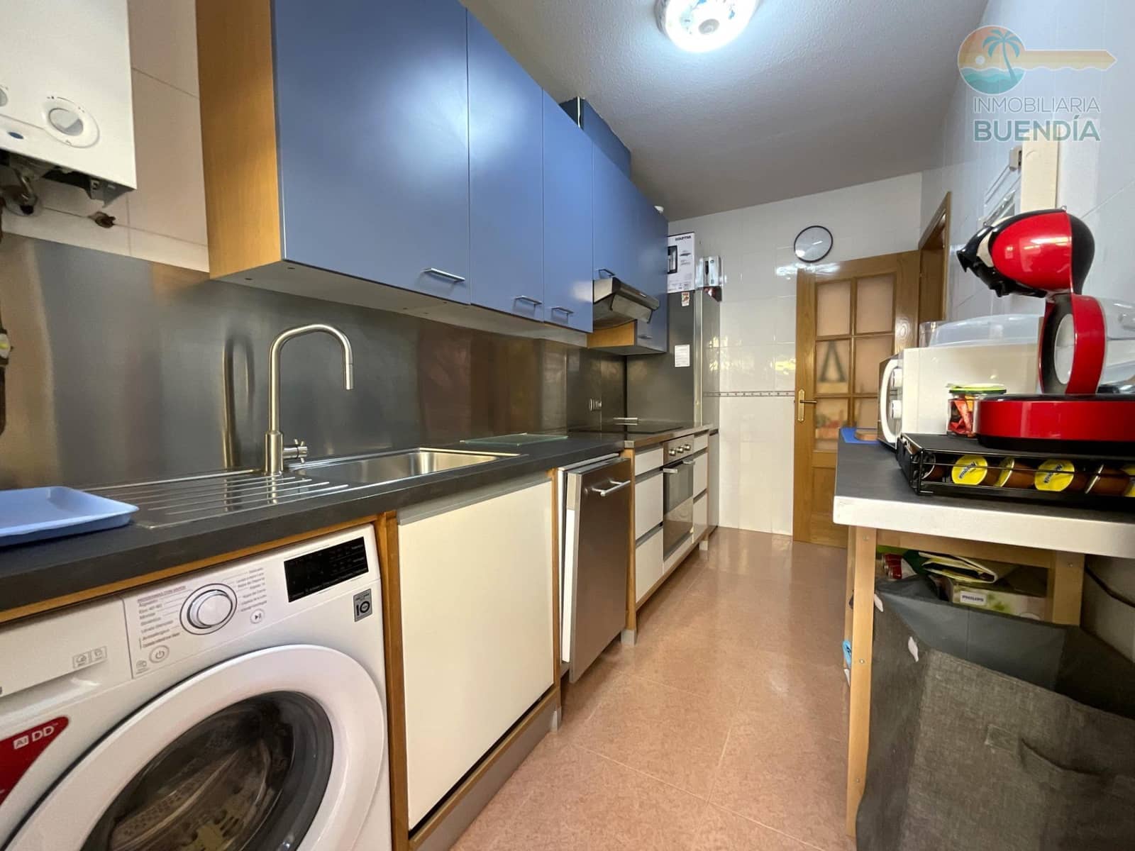 3 soveværelse Lejlighed til salg i Isla Plana med swimmingpool - € 245.000 (Ref: 9206545)