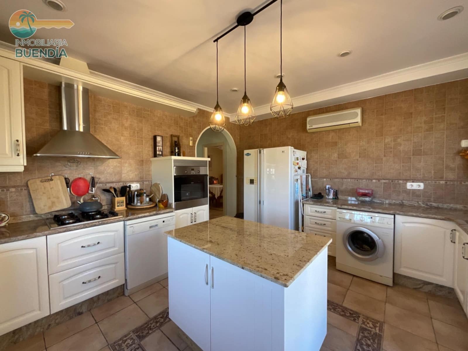 5 sovrum Villa till salu i Leiva med pool garage - 535 000 € (Ref: 9206550)