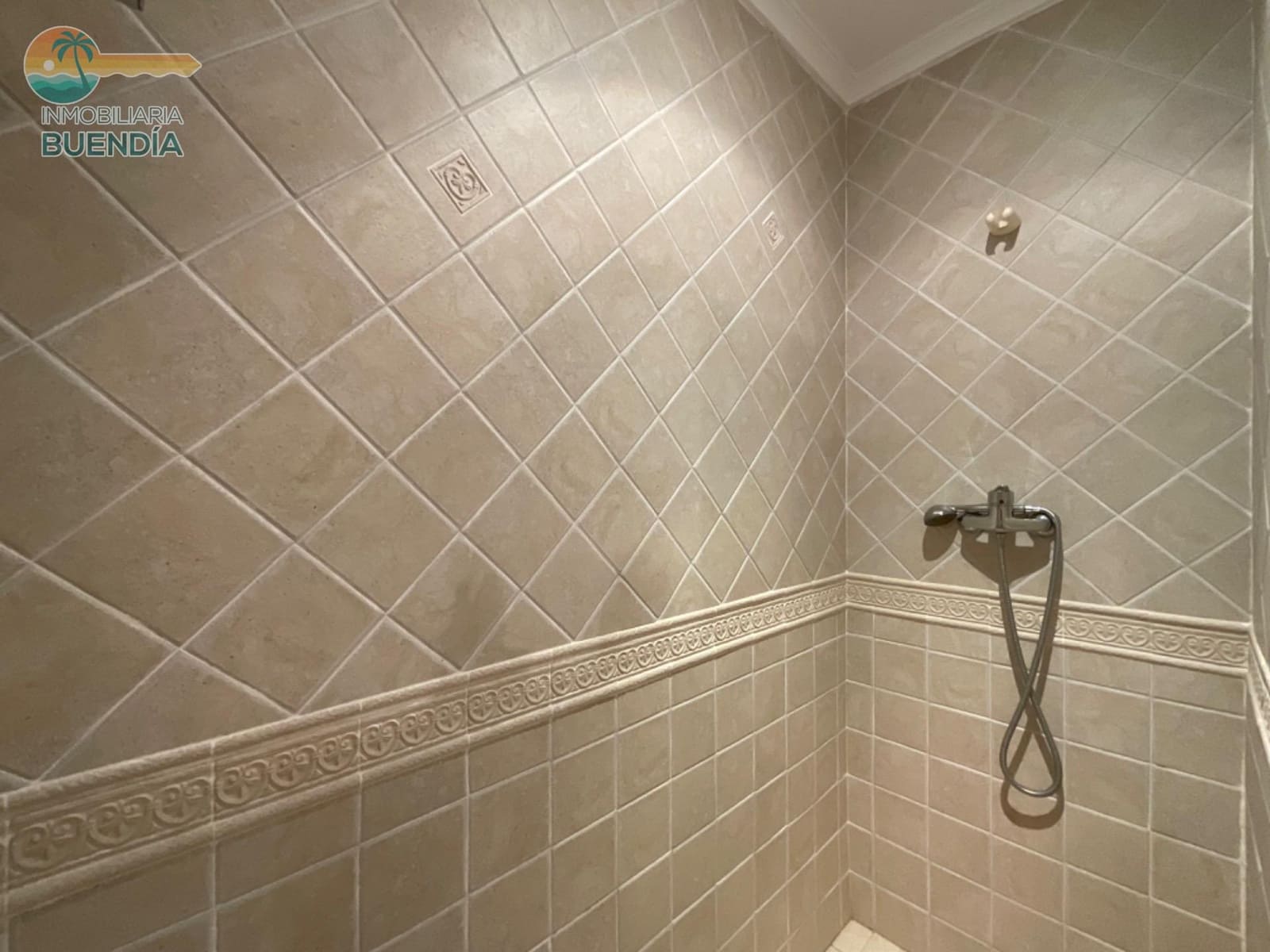 5 sovrum Villa till salu i Leiva med pool garage - 535 000 € (Ref: 9206550)