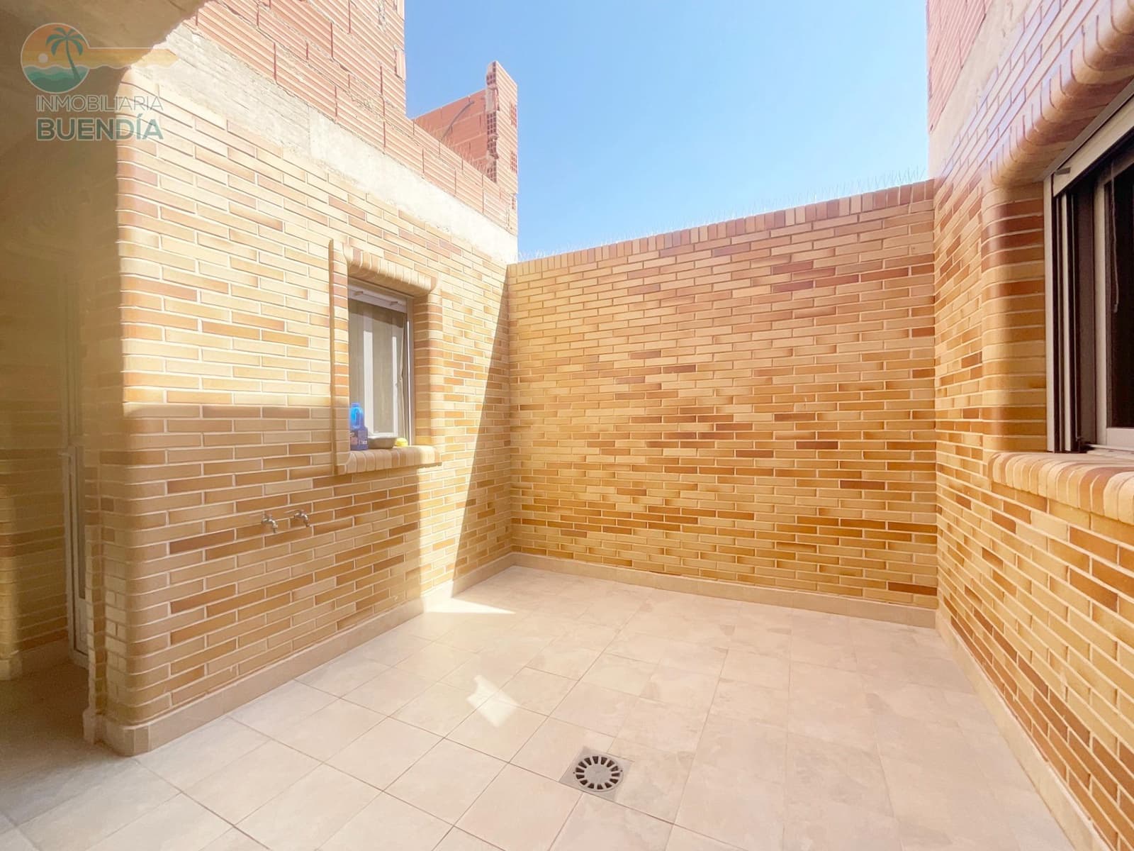 4 soverom Hus til salgs i Puerto de Mazarron med garasje - € 367 500 (Ref: 9206556)