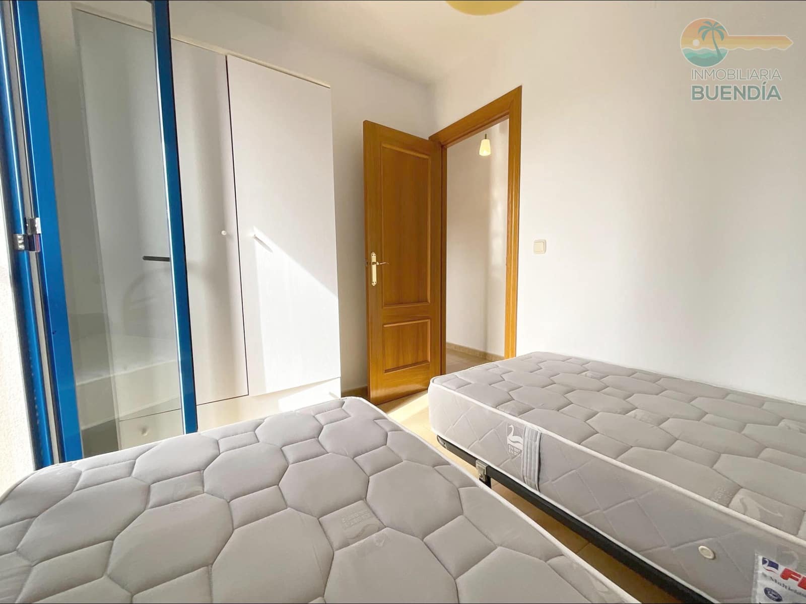 2 soveværelse Lejlighed til salg i Isla Plana med garage - € 172.000 (Ref: 9217475)