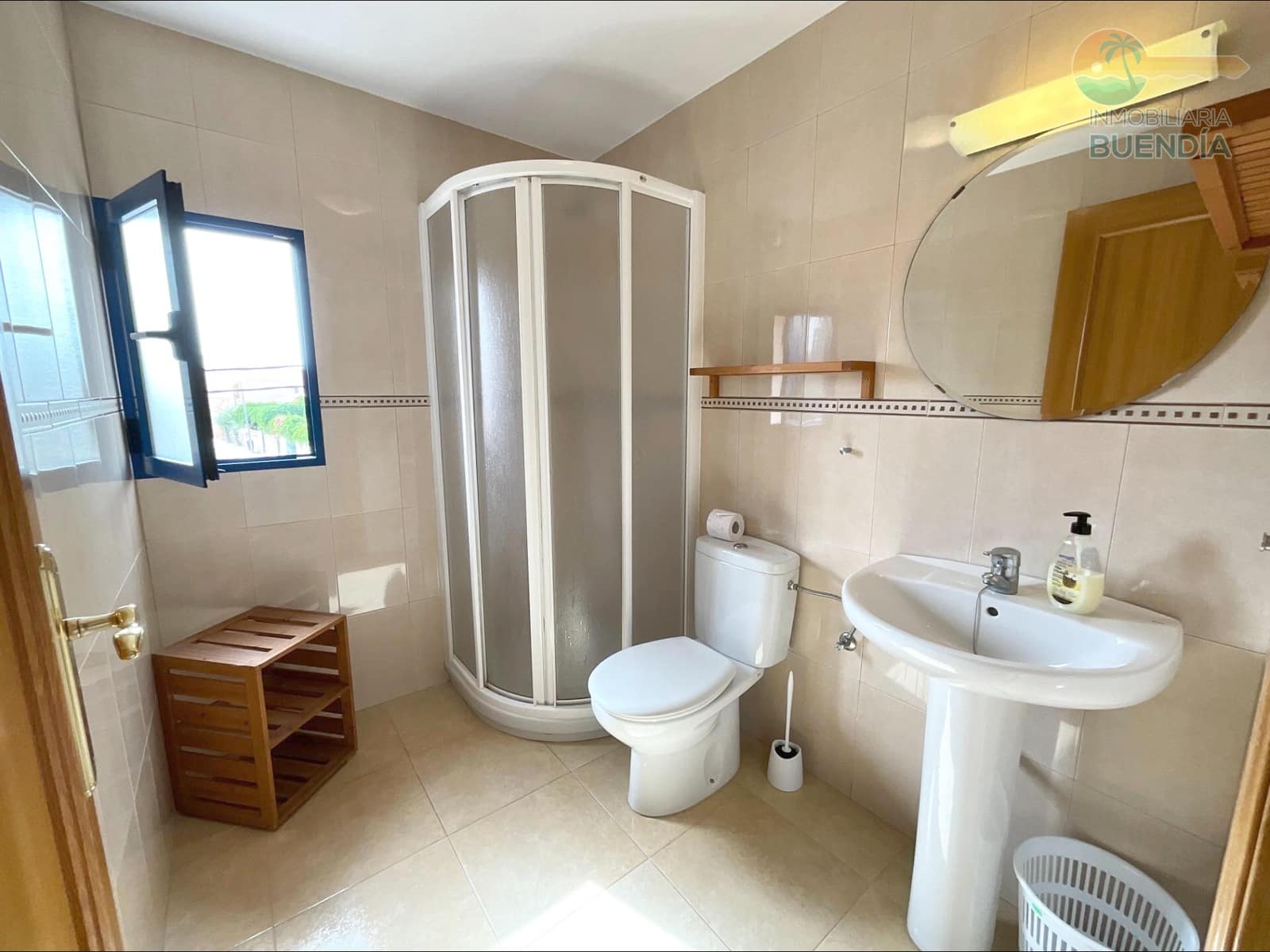 2 soveværelse Lejlighed til salg i Isla Plana med garage - € 172.000 (Ref: 9217475)