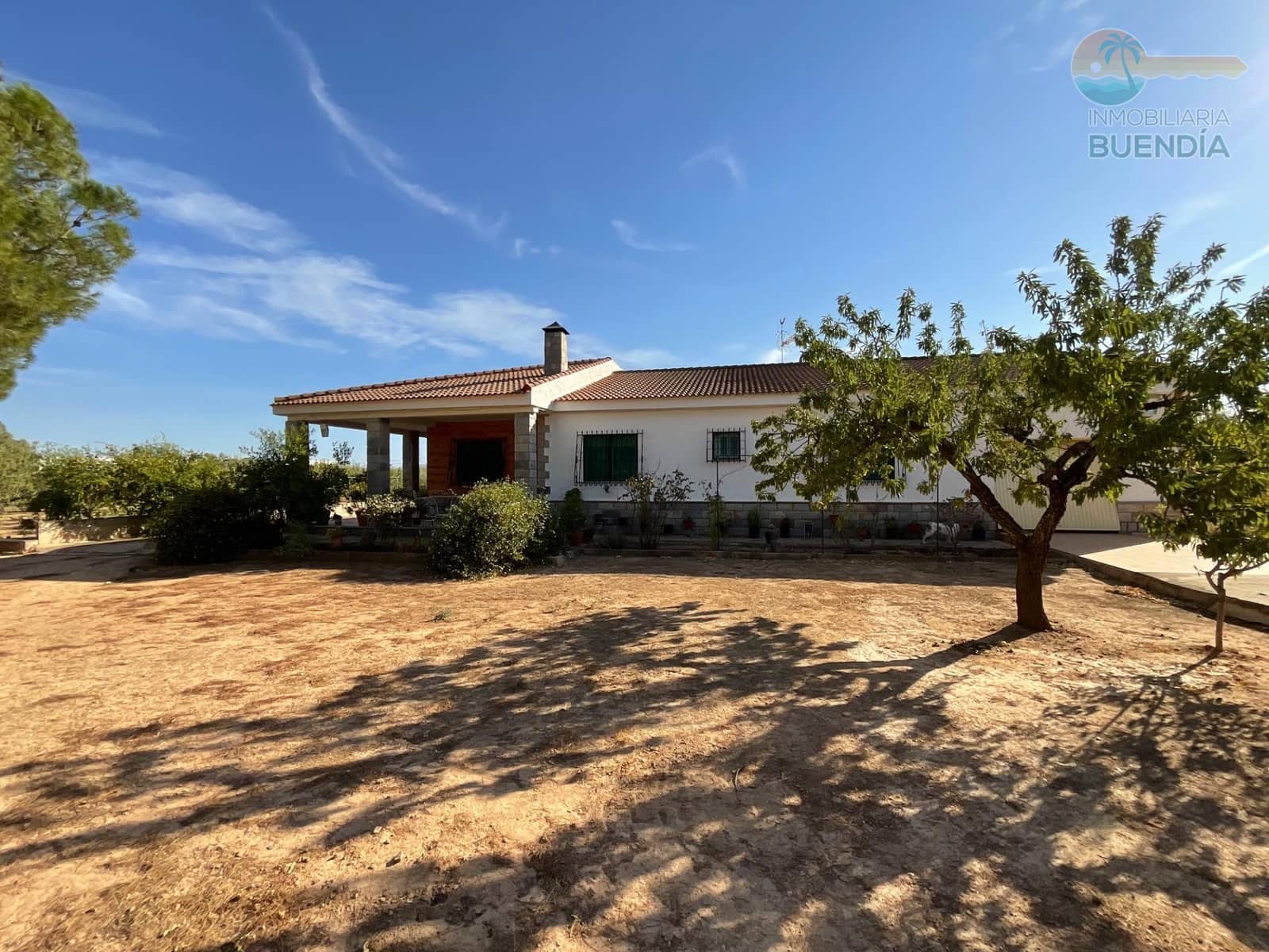 4 bedroom Finca/Country House for sale in Hacienda del Alamo with garage - € 365,000 (Ref: 9247355)