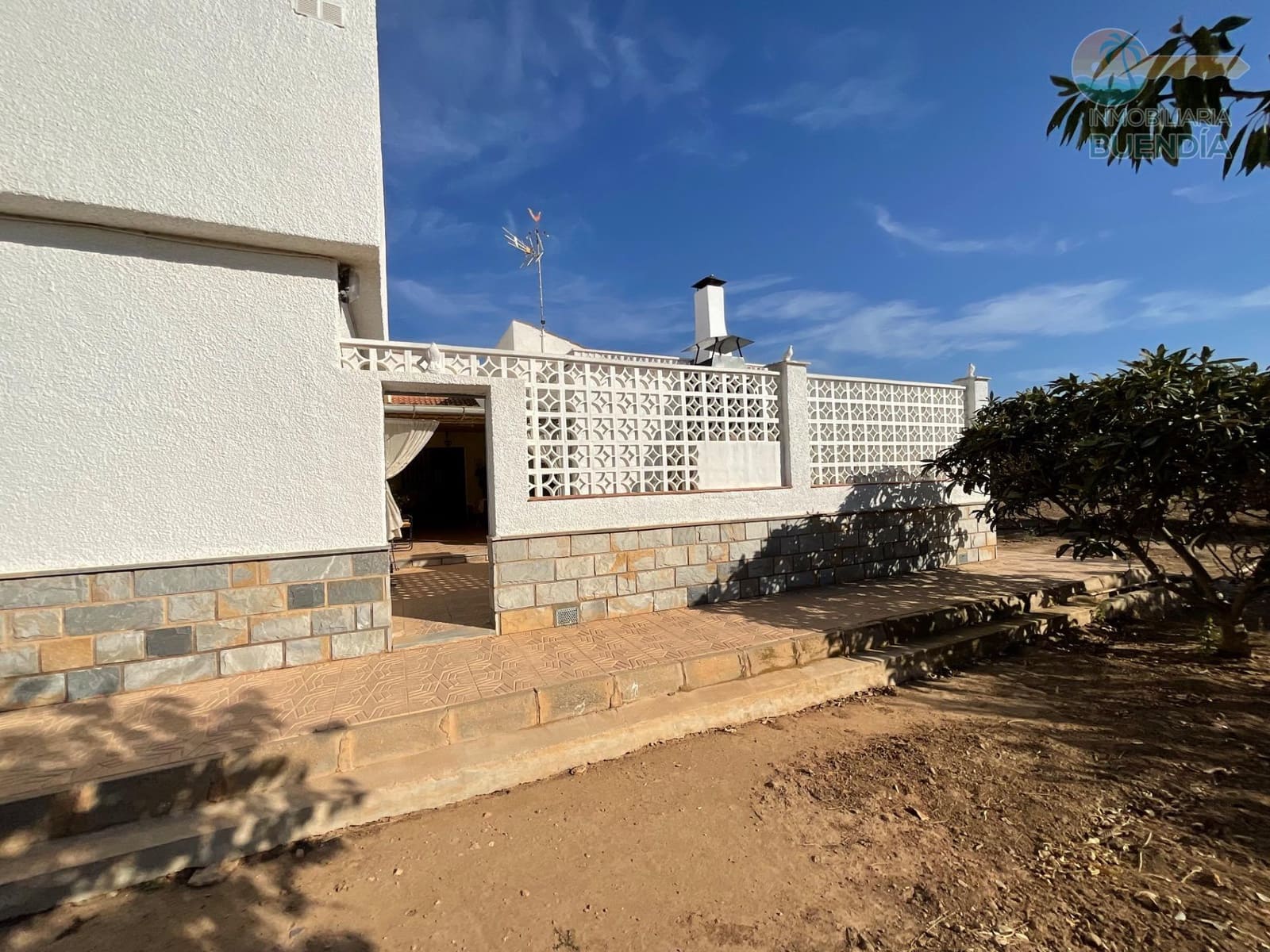 4 bedroom Finca/Country House for sale in Hacienda del Alamo with garage - € 365,000 (Ref: 9247355)