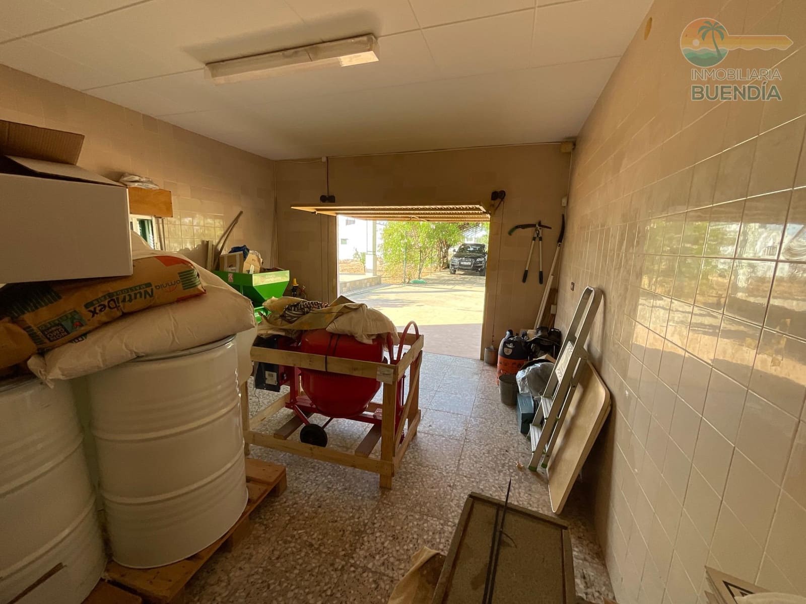 4 bedroom Finca/Country House for sale in Hacienda del Alamo with garage - € 365,000 (Ref: 9247355)