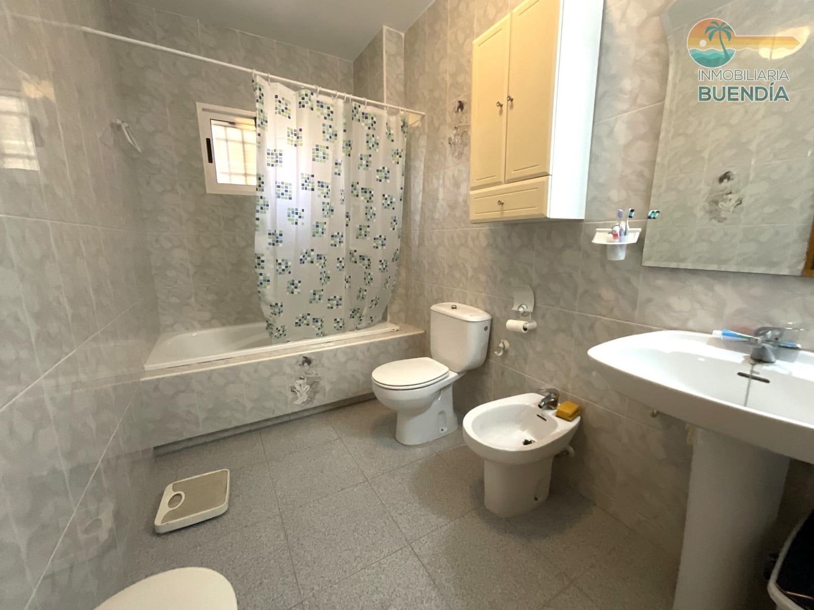 4 slaapkamer Appartement te koop in Puerto de Mazarron met garage - € 207.000 (Ref: 9262676)